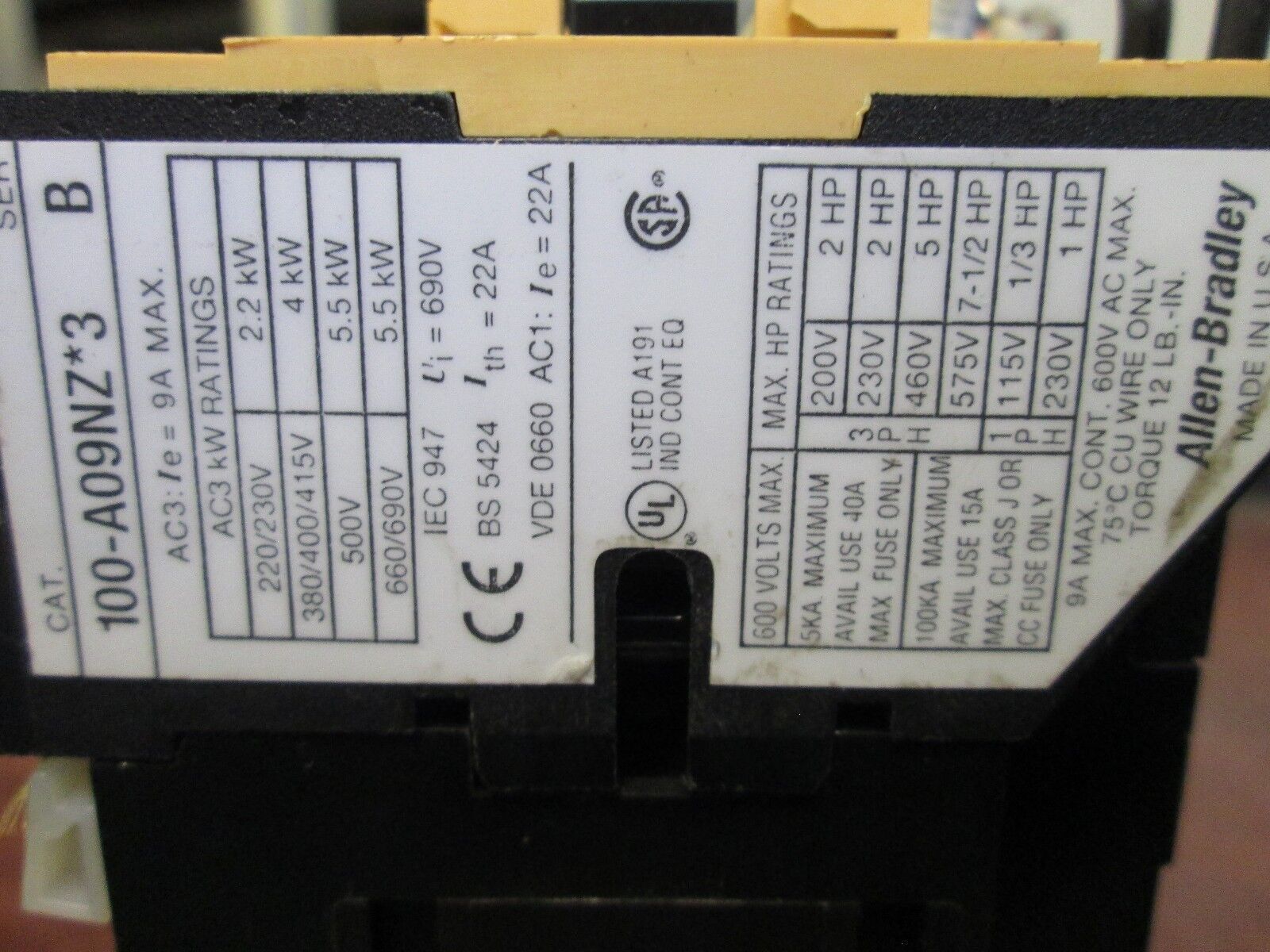 Allen-Bradley Contacts 100-A09NZ*3 24VDC Coil 9A Max Used