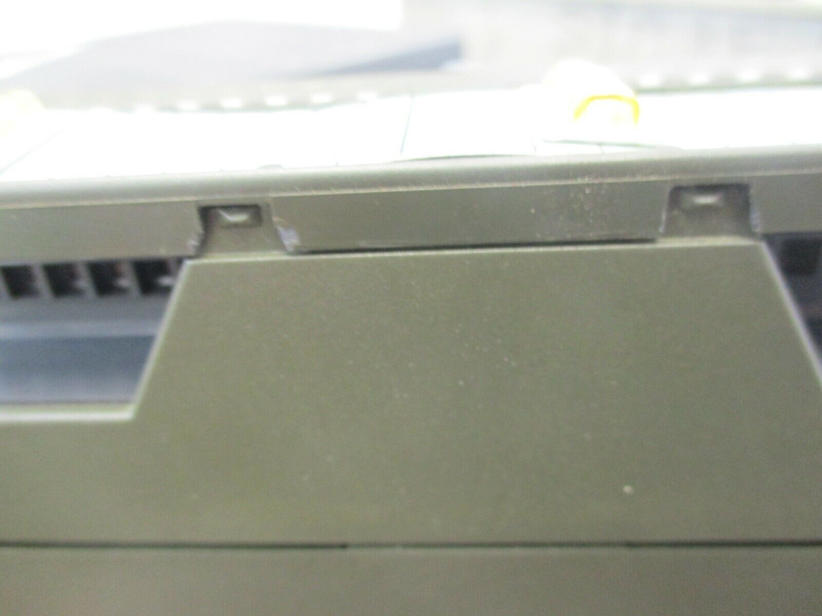 Siemens Simatic S7 Digital Input Module 6ES7 321-1BH01-0AA0 *Broken Cover* Used