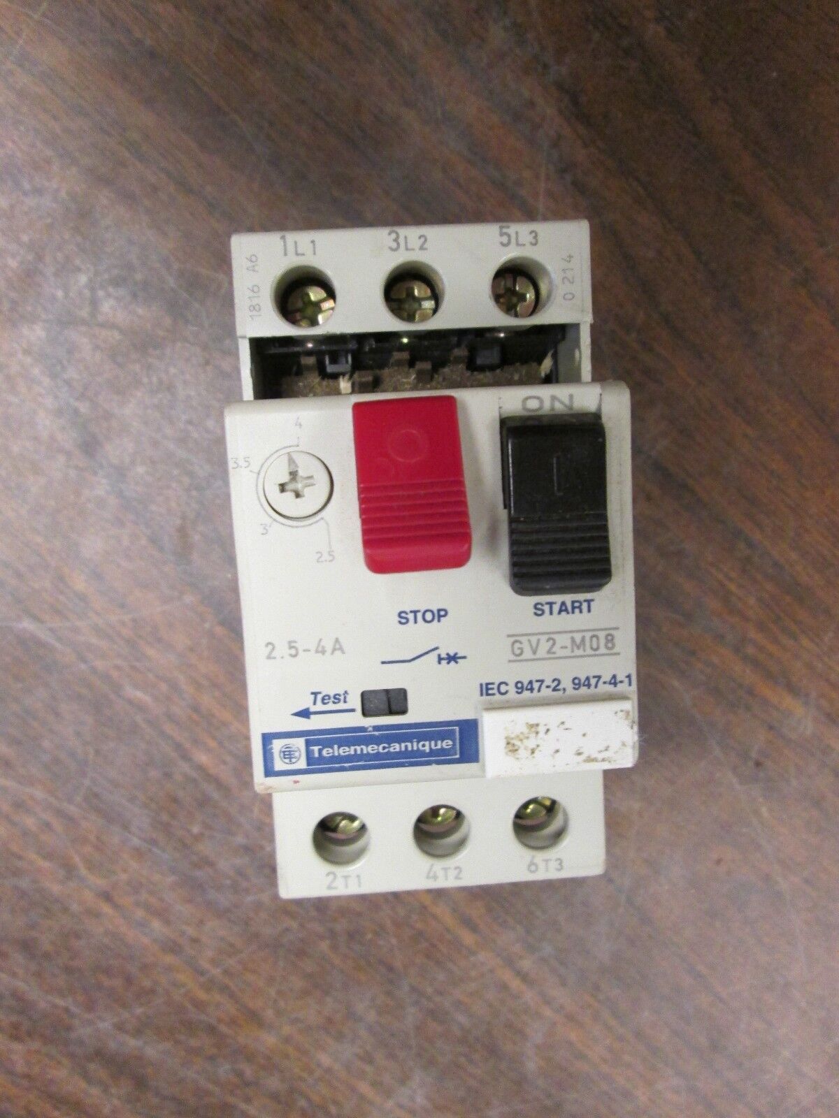 Telemecanique Manual Motor Starter GV2-M08 Range: 2.5-4A Used