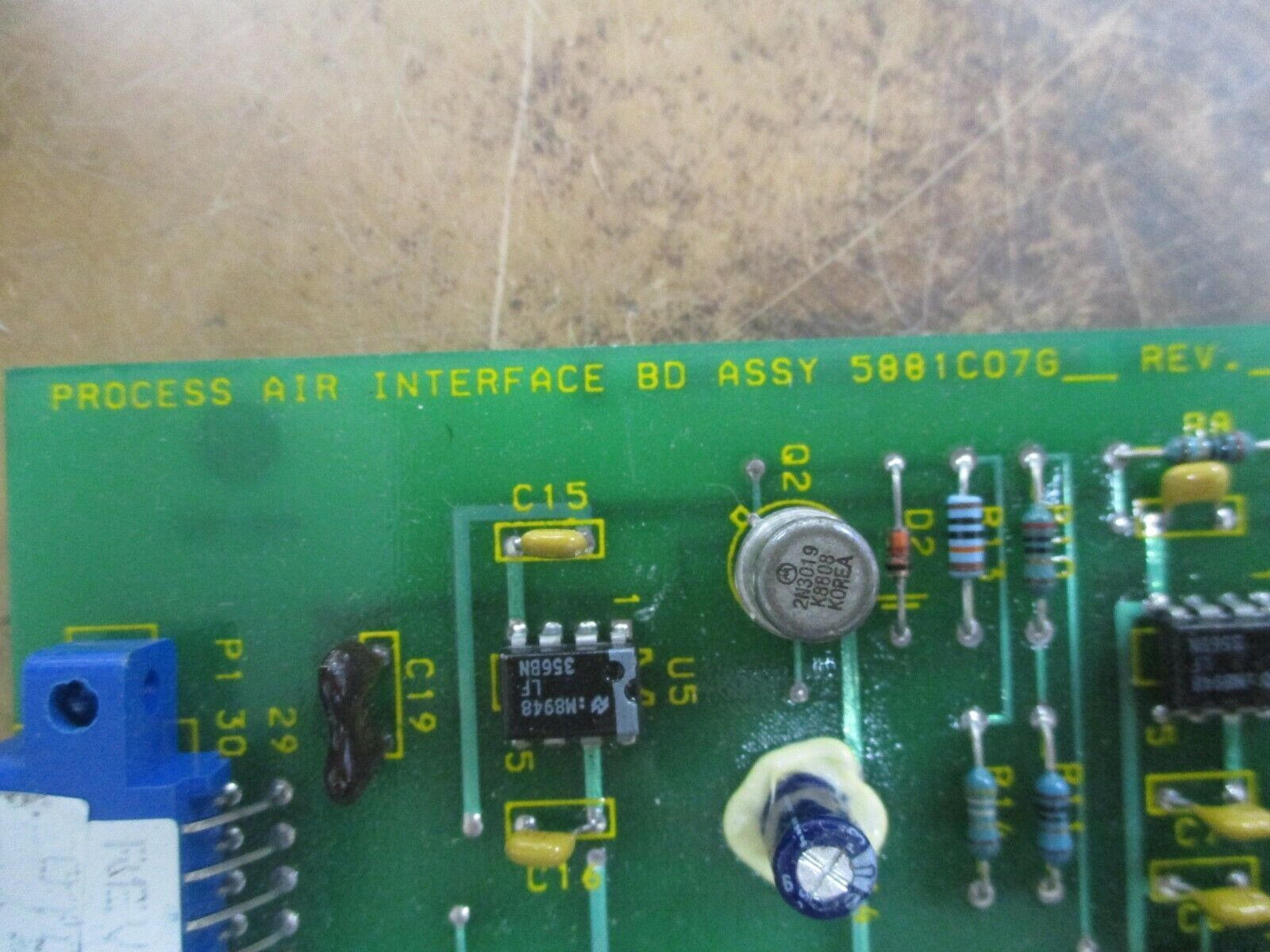 Allen-Bradley Process Air Interface Board 5881C12H01 Rev. 2 Used