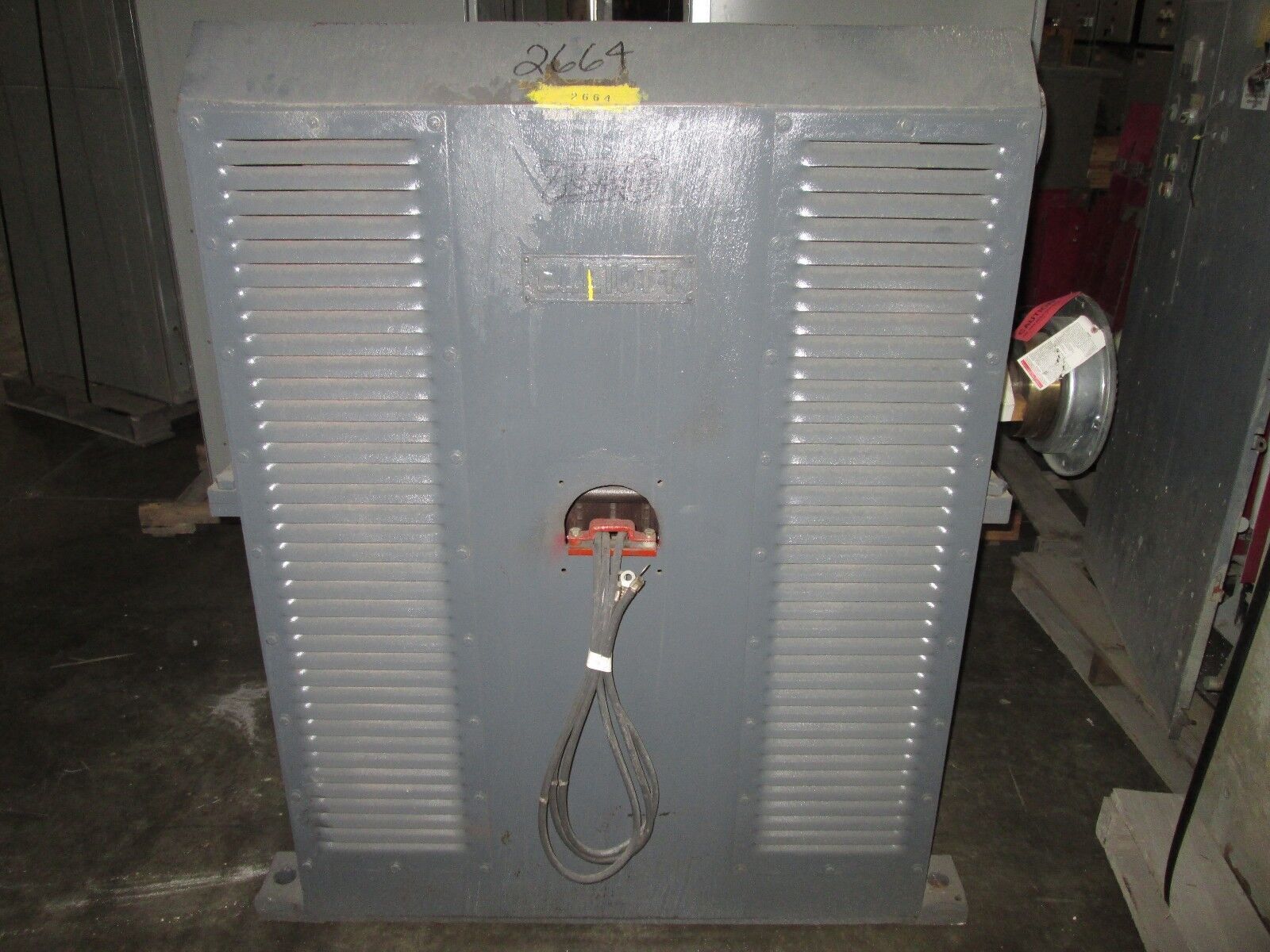 Elliot Company Motor 1-S-10668 350HP 600 RPM's 40-12 Frame 2300V 81A