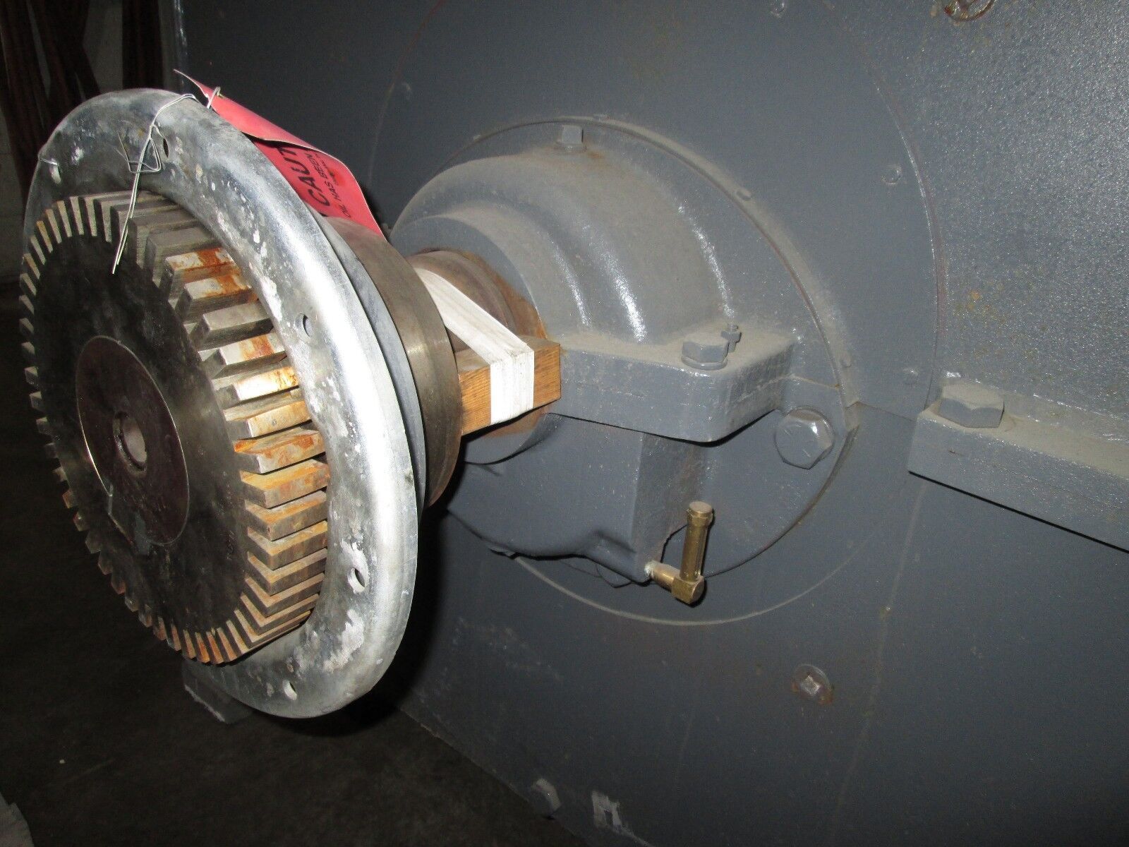 Elliot Company Motor 1-S-10668 350HP 600 RPM's 40-12 Frame 2300V 81A