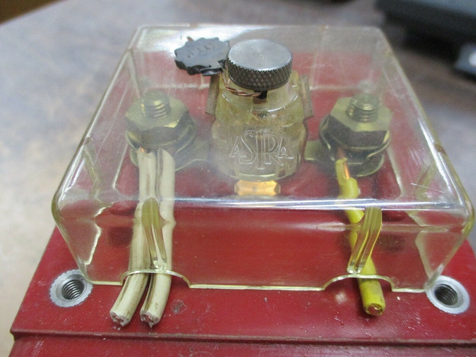 Astra Type AB Current Transformer 100 Ratio 200:5A 600V 60Hz 10KV BIL Used