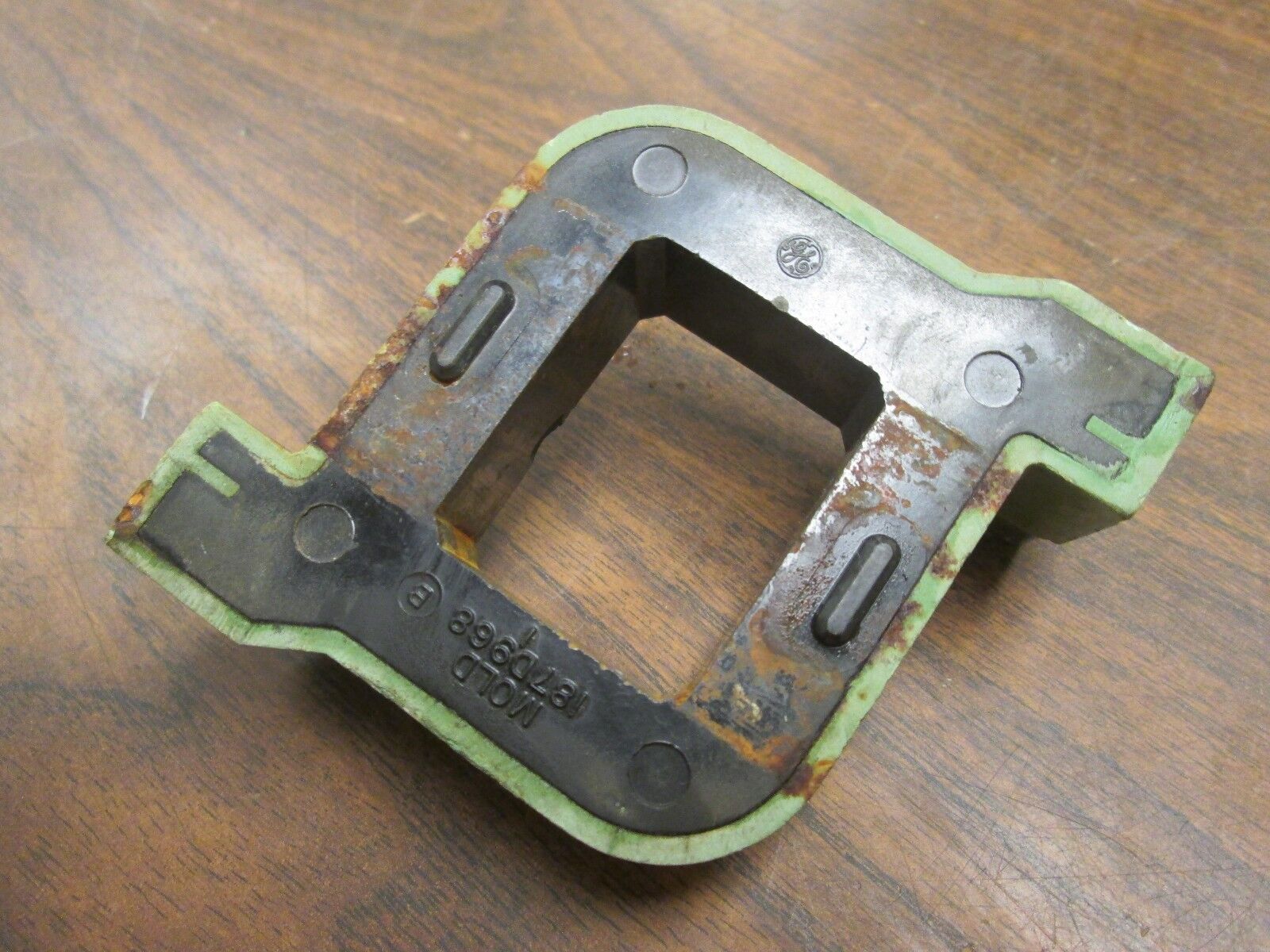 GE Magnetic Coil 15D22G4 440V@60Hz 380V@50Hz Used