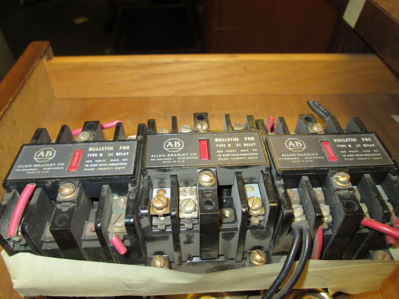 Allen-Bradley Relay 700-N200A1 120V Coil *Lot of 3* Used