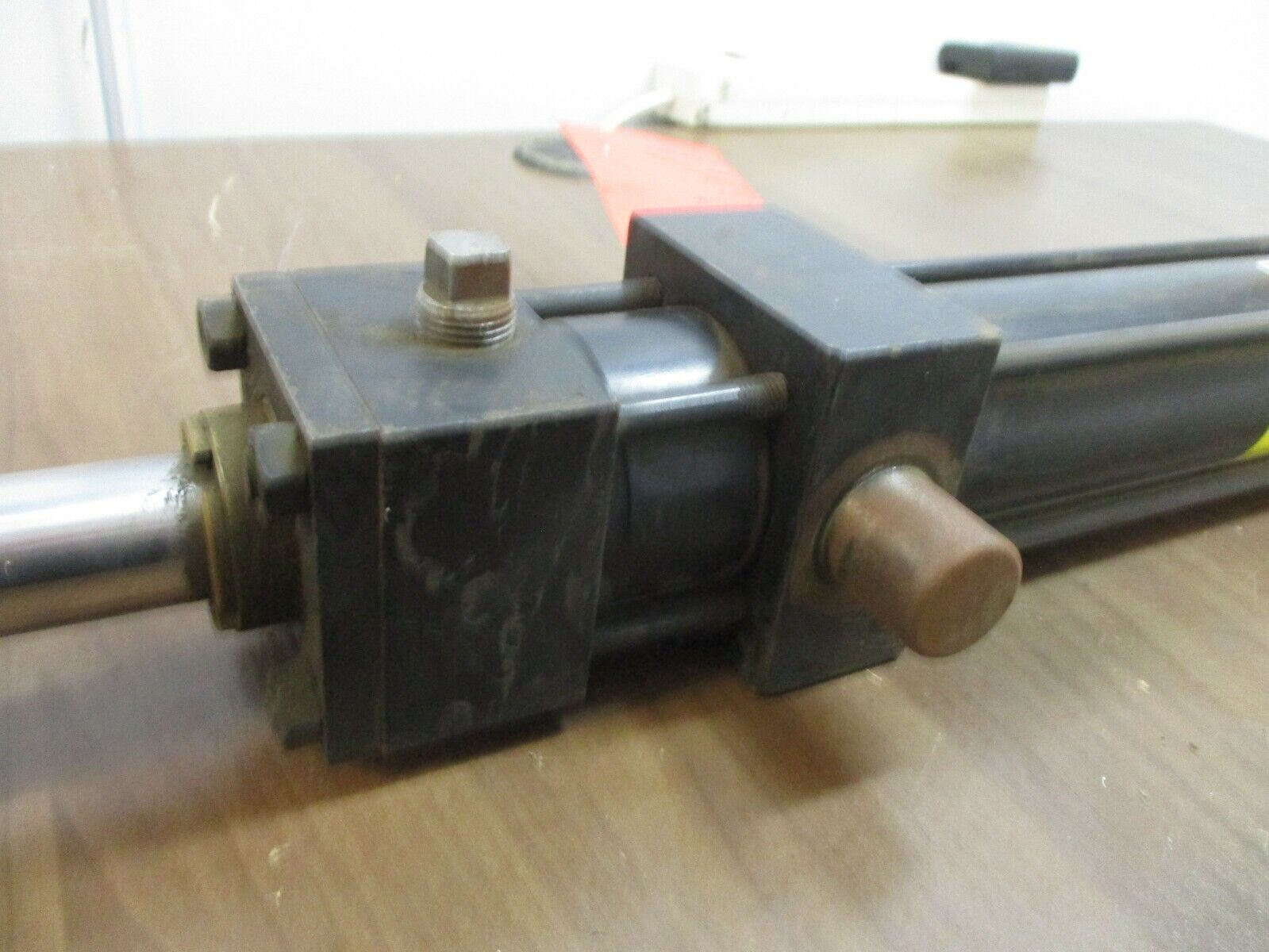 Parker Series 2A Air Cylinder 02.00 KDD2AU34A34A 250PSI Used