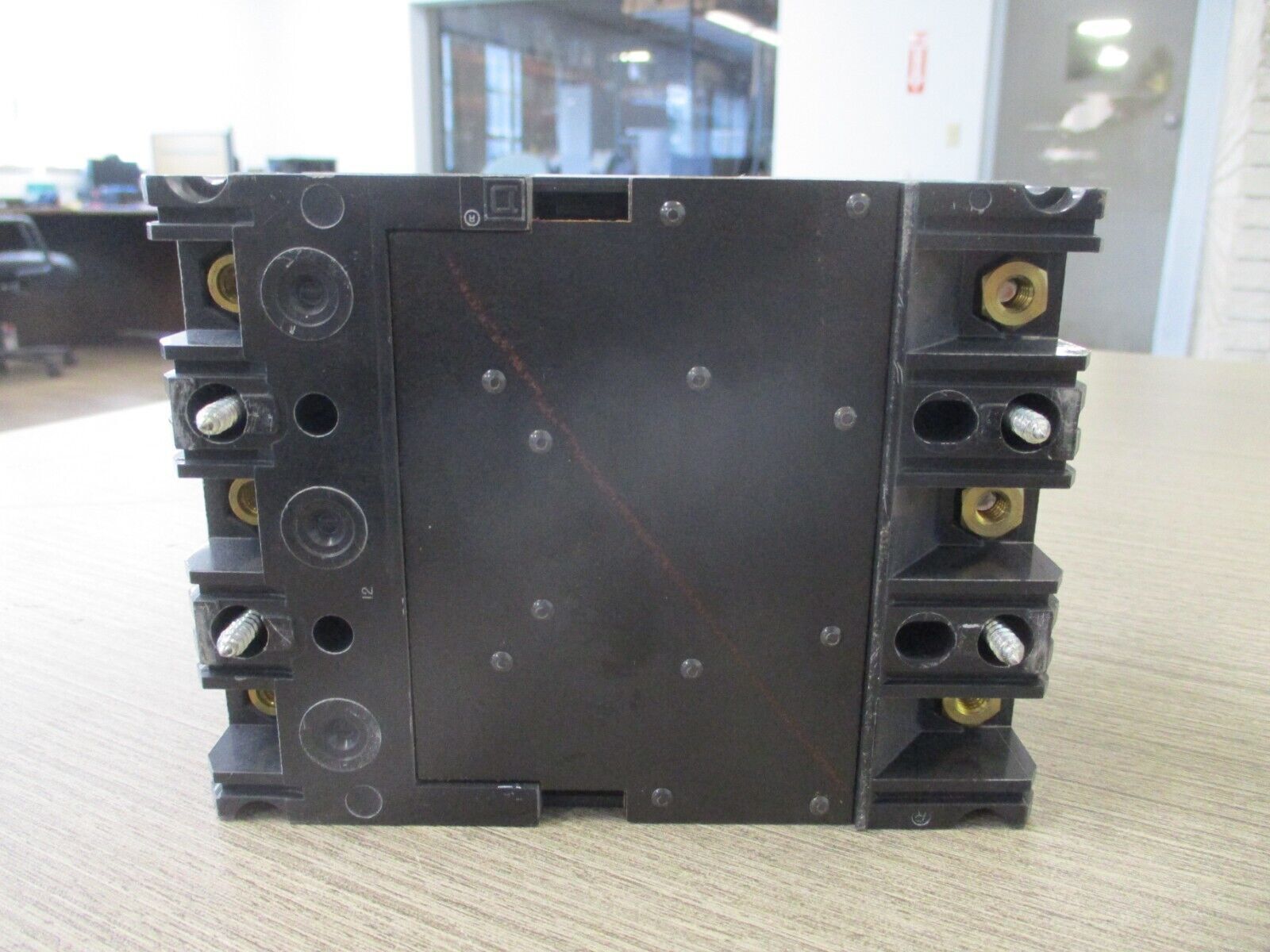 Square D Circuit Breaker FAL34015 15 A 480 V 3P Used.