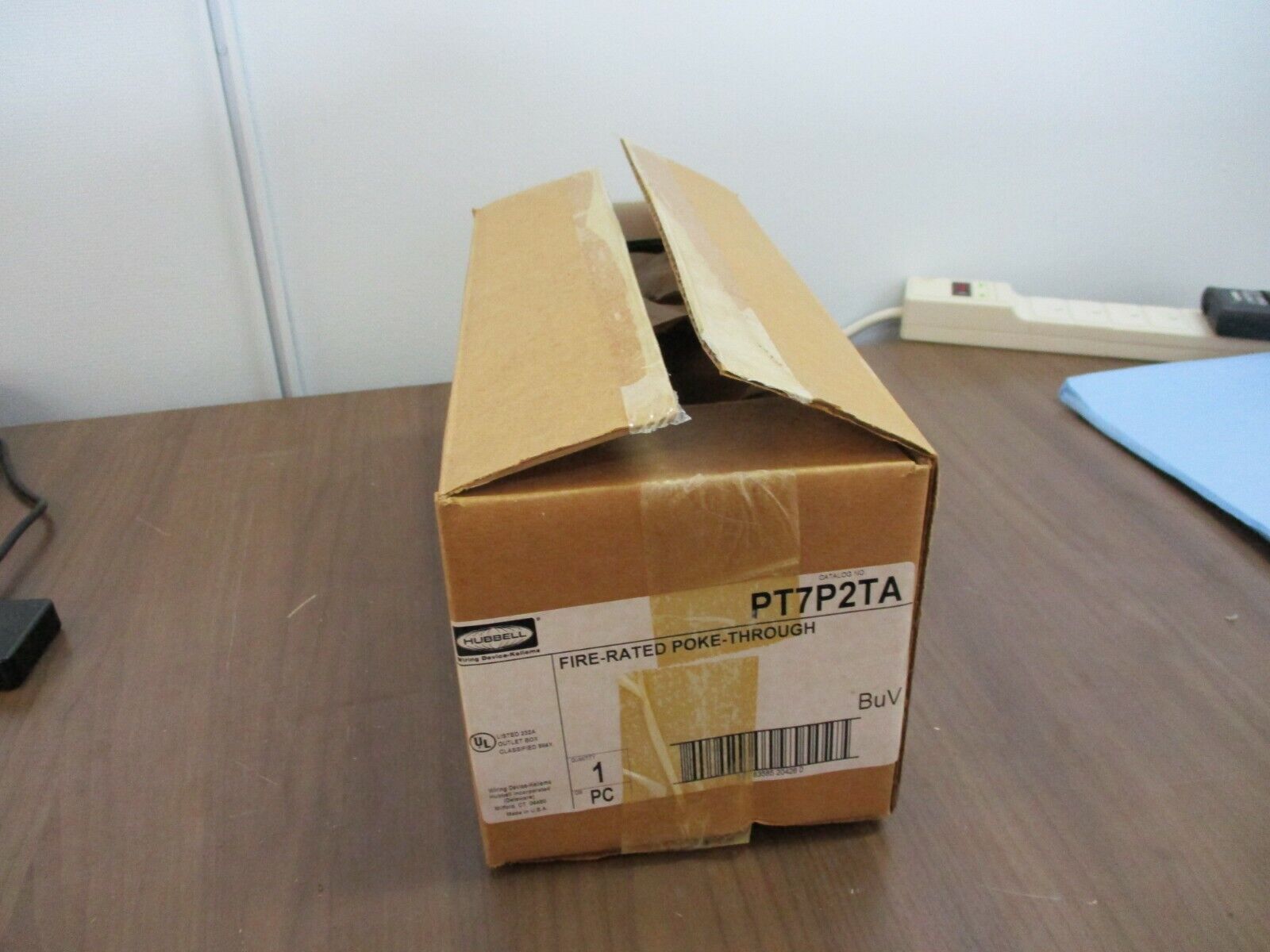 Hubbell Fire-Rated Poke-Through PT7P2TA For 3" Hole New Surplus