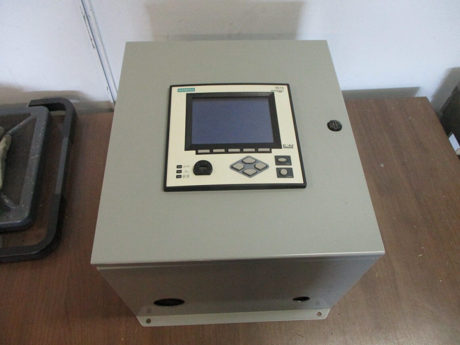 Siemens ION Advanced Data Concentrator 9510DC-2RTU-GFZA Type 12 Enclosure Used
