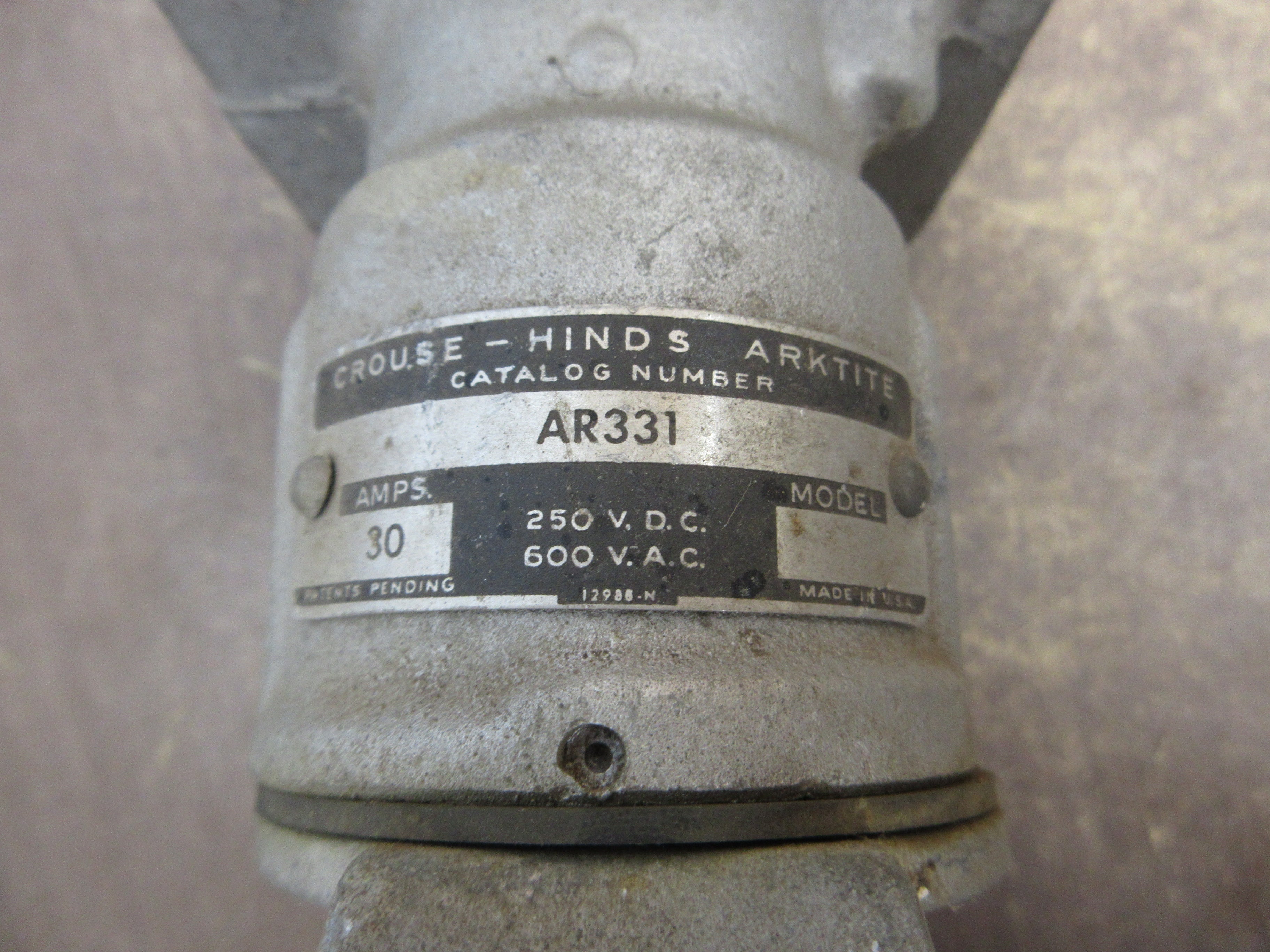 Crouse-Hinds Receptacle AR331 30A 600V 3W 3P Used
