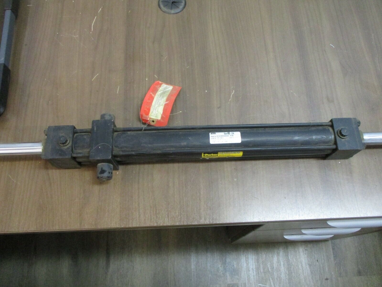 Parker Series 2A Air Cylinder 02.00 KDD2AU34A34A 18.000 250PSI Used