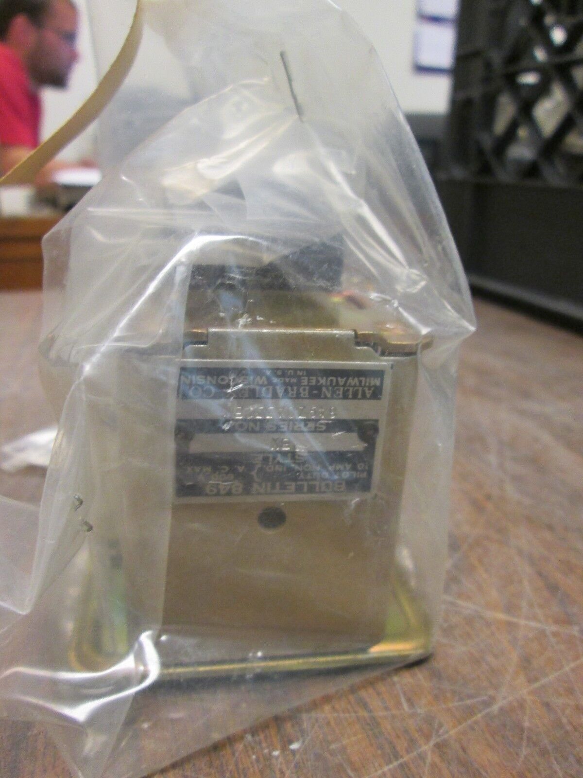 Allen-Bradley Pneumatic Timing Relay 849Z0A331B Style: BX 10A 600V Used