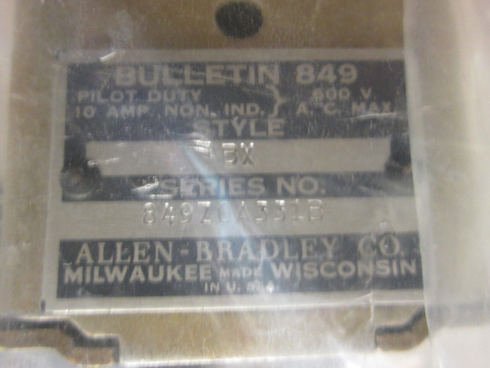 Allen-Bradley Pneumatic Timing Relay 849Z0A331B Style: BX 10A 600V Used