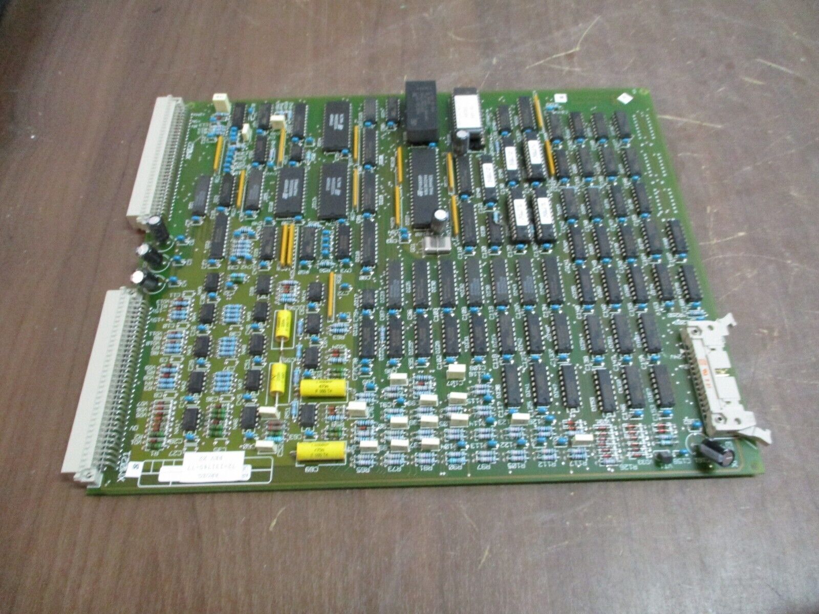 Merlin Gerin AROZG PCB 72-131740-77 Rev. X2 Used