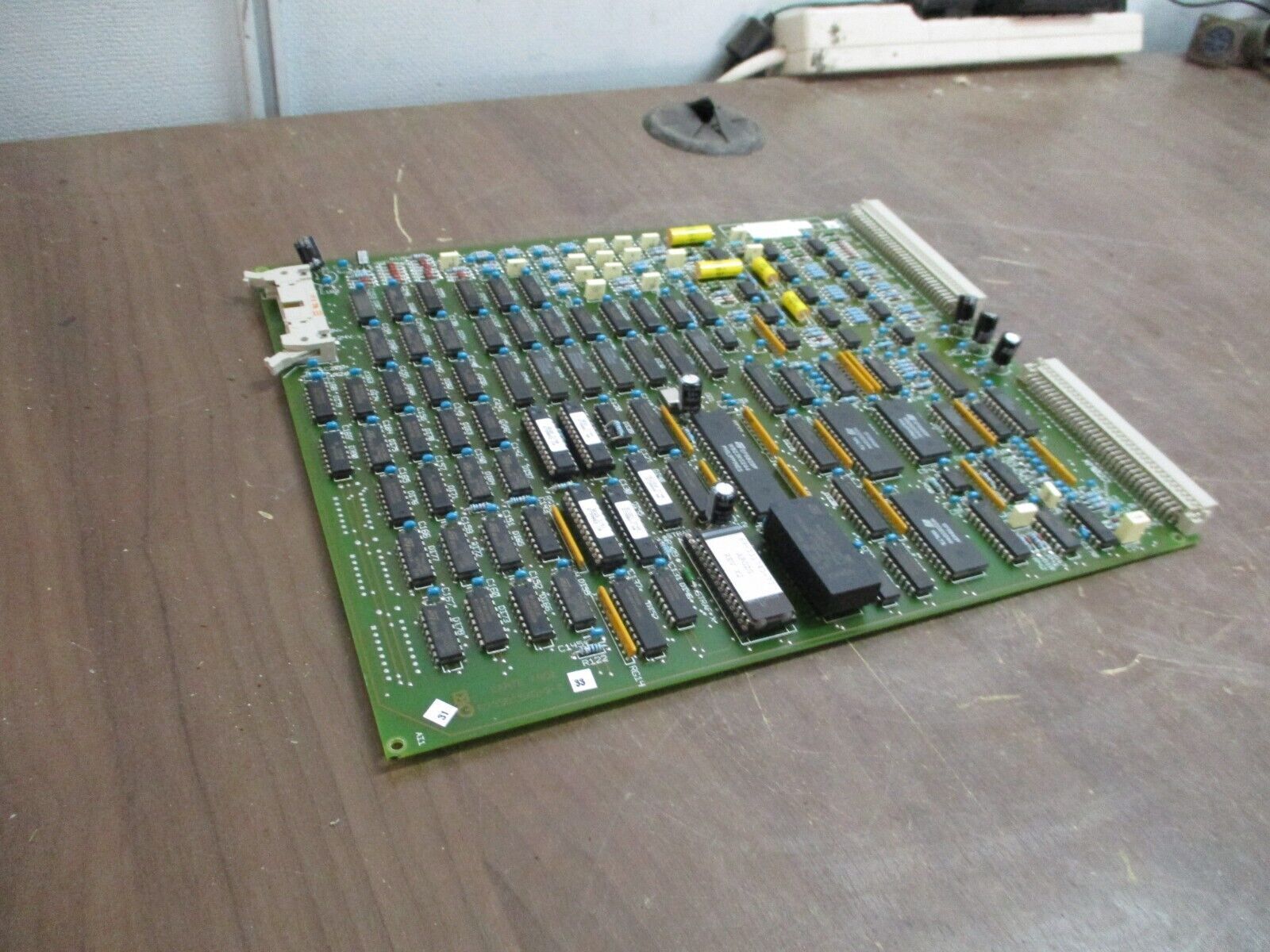 Merlin Gerin AROZG PCB 72-131740-77 Rev. X2 Used