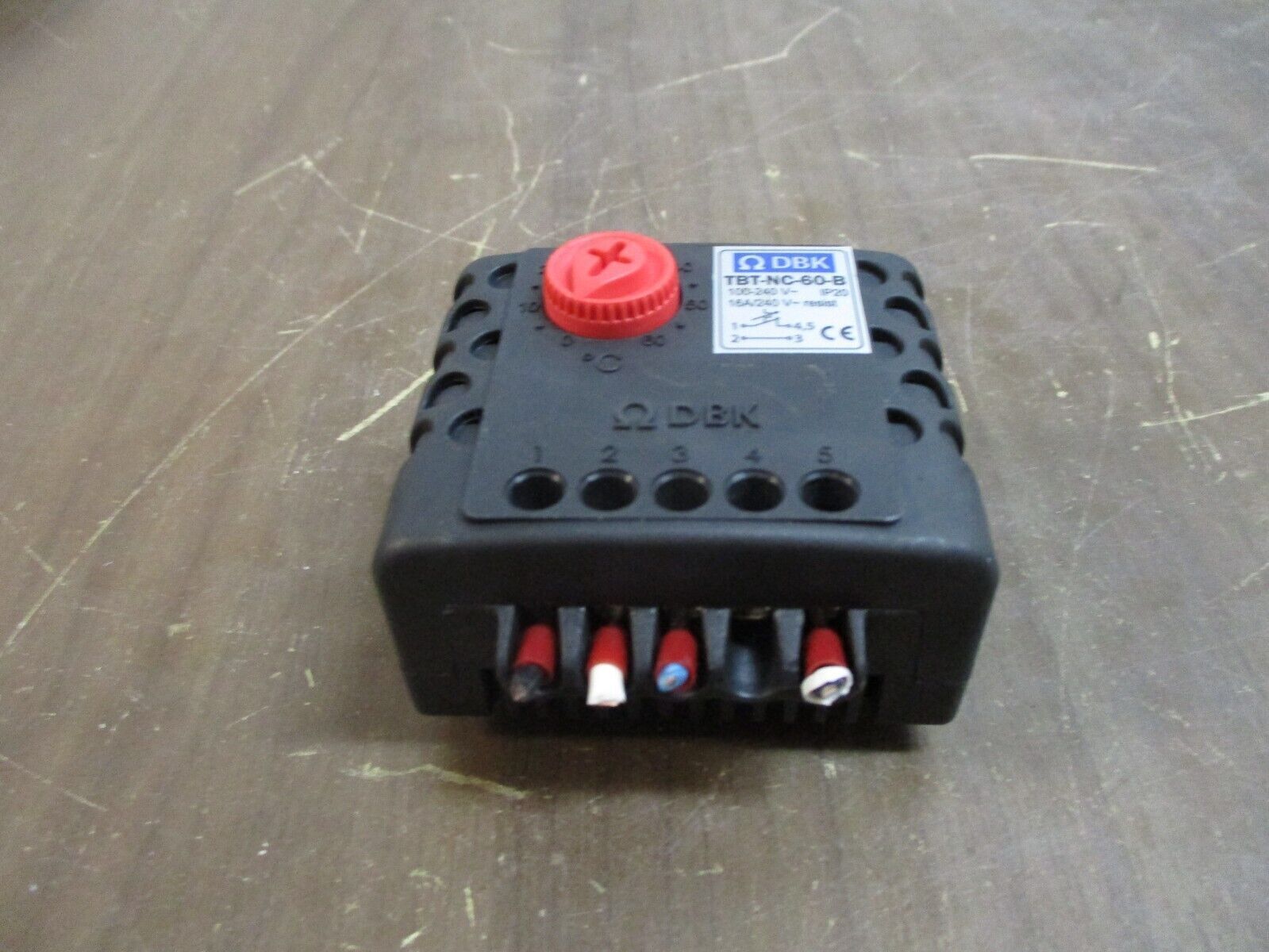 DBK Thermostat TBT-NC-60-B 100-240V Range: 0-60°C Used