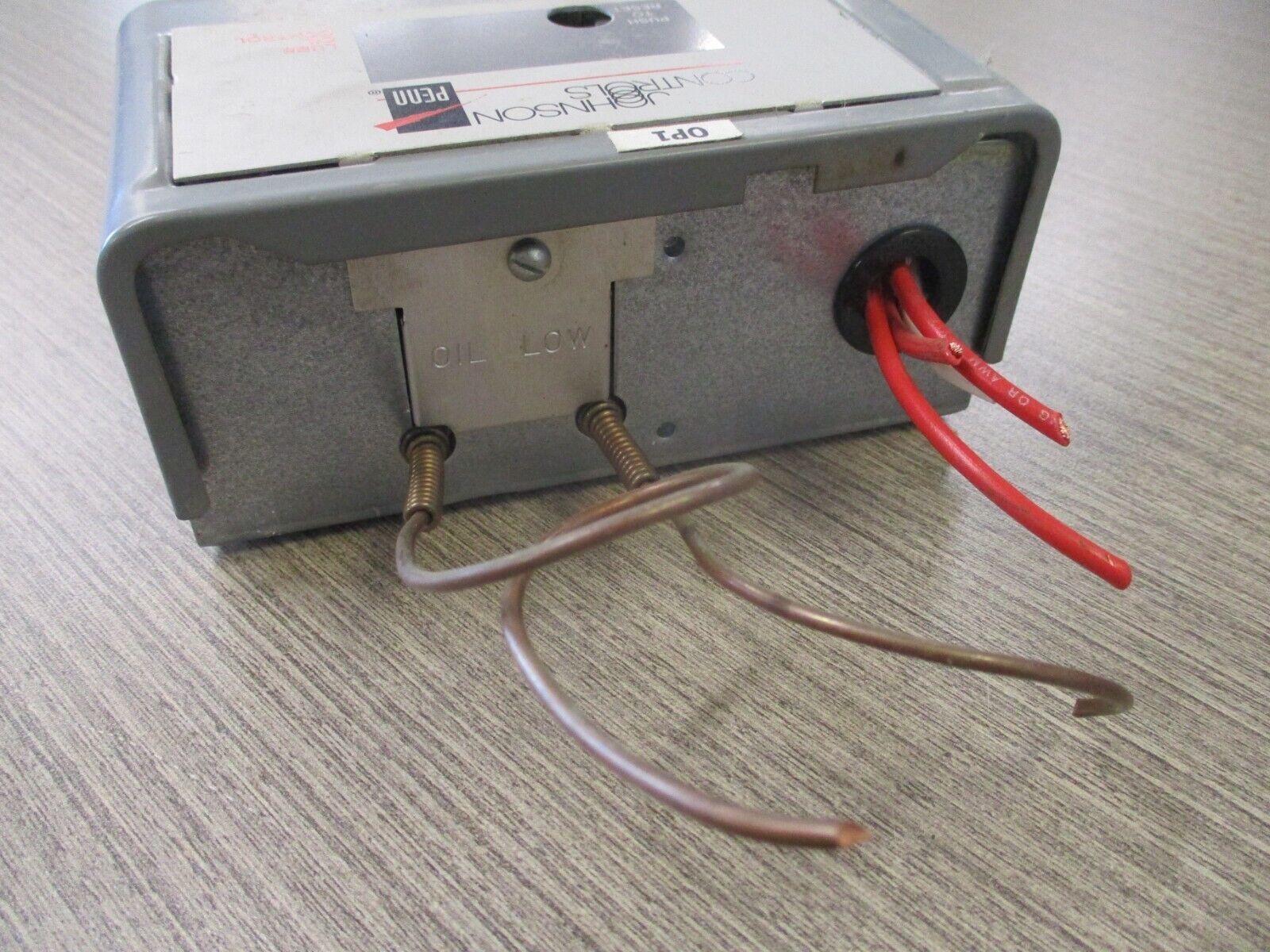 Johnson Controls Penn Lube Oil Control P45NCA-46 120 Sec 9 PSI Used.