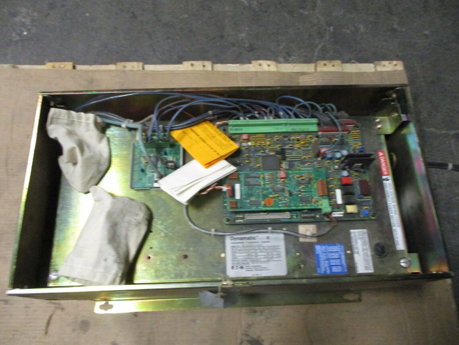 Eaton Dynamatic Model AF-501507-480 Adjustable Frequency Inverter 15-5020-2000