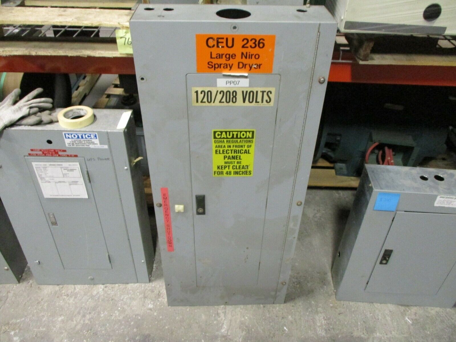 Cutler-Hammer Main Lug Breaker Panel 1C96649G02 225A Max 208Y/120 3Ph 4W Used