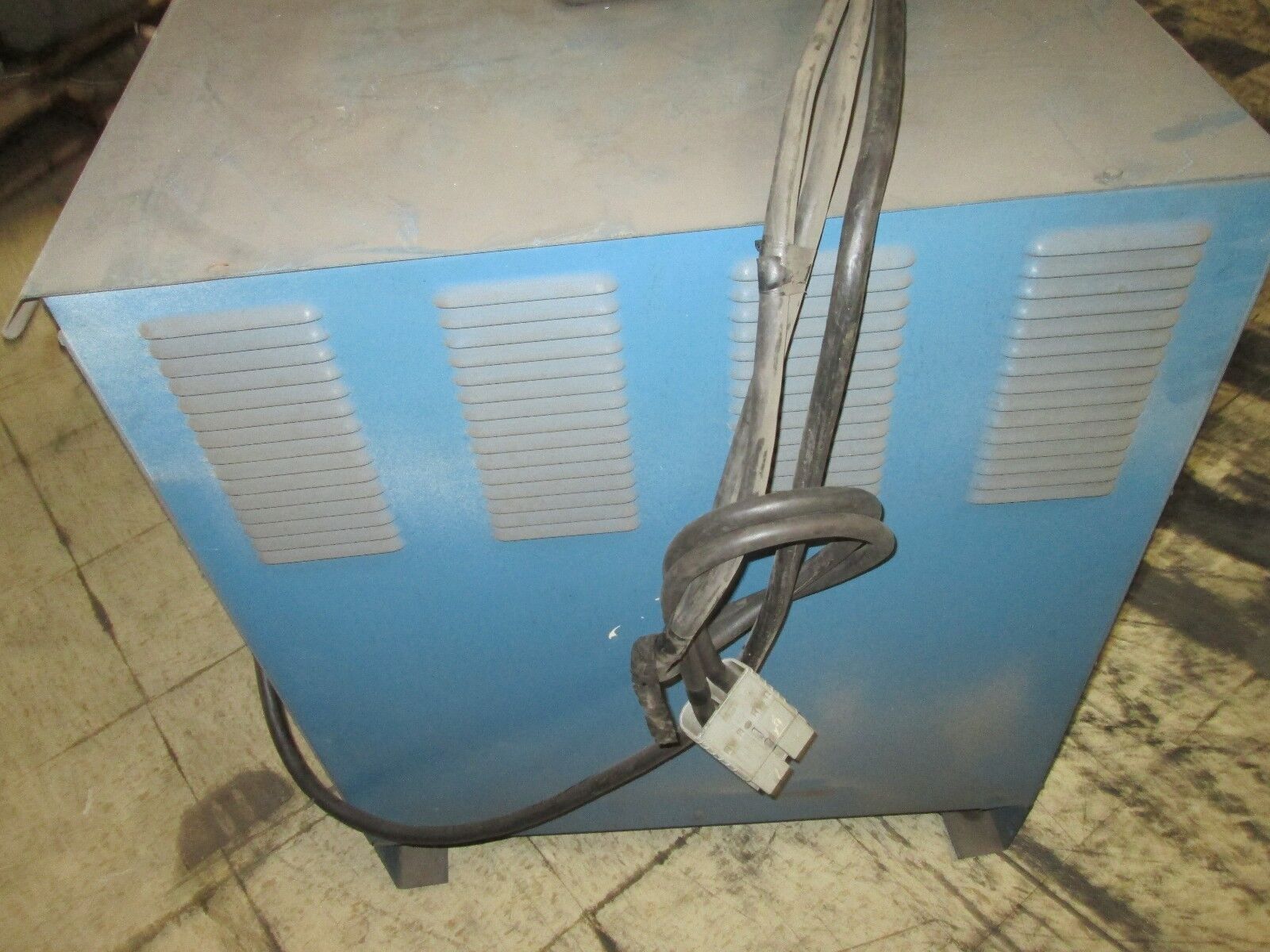 Gould Battery Charger GFC18-900T1 Used