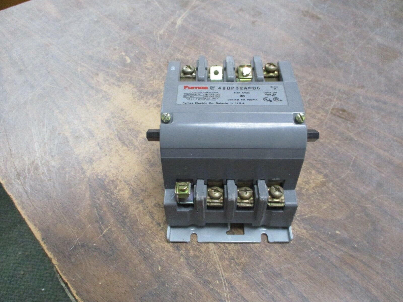 Furnas Lighting Contactor 40DP32A*D6 Dual Voltage Coil: 110-120V / 220-240V Used