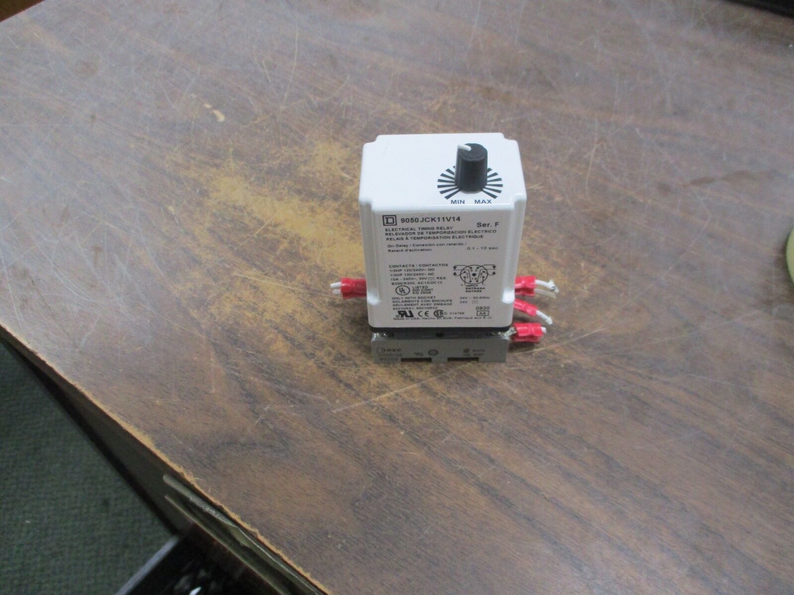 Square D Timing Relay 9050JCK11V14 Range: 0.1-10 sec w/ Base Used
