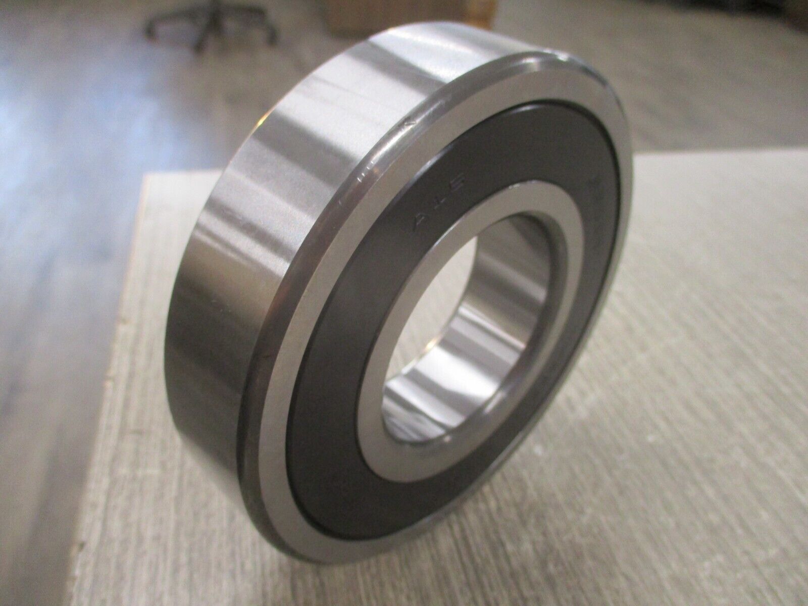 NSK Ball Bearing 6311VVC3 New Surplus