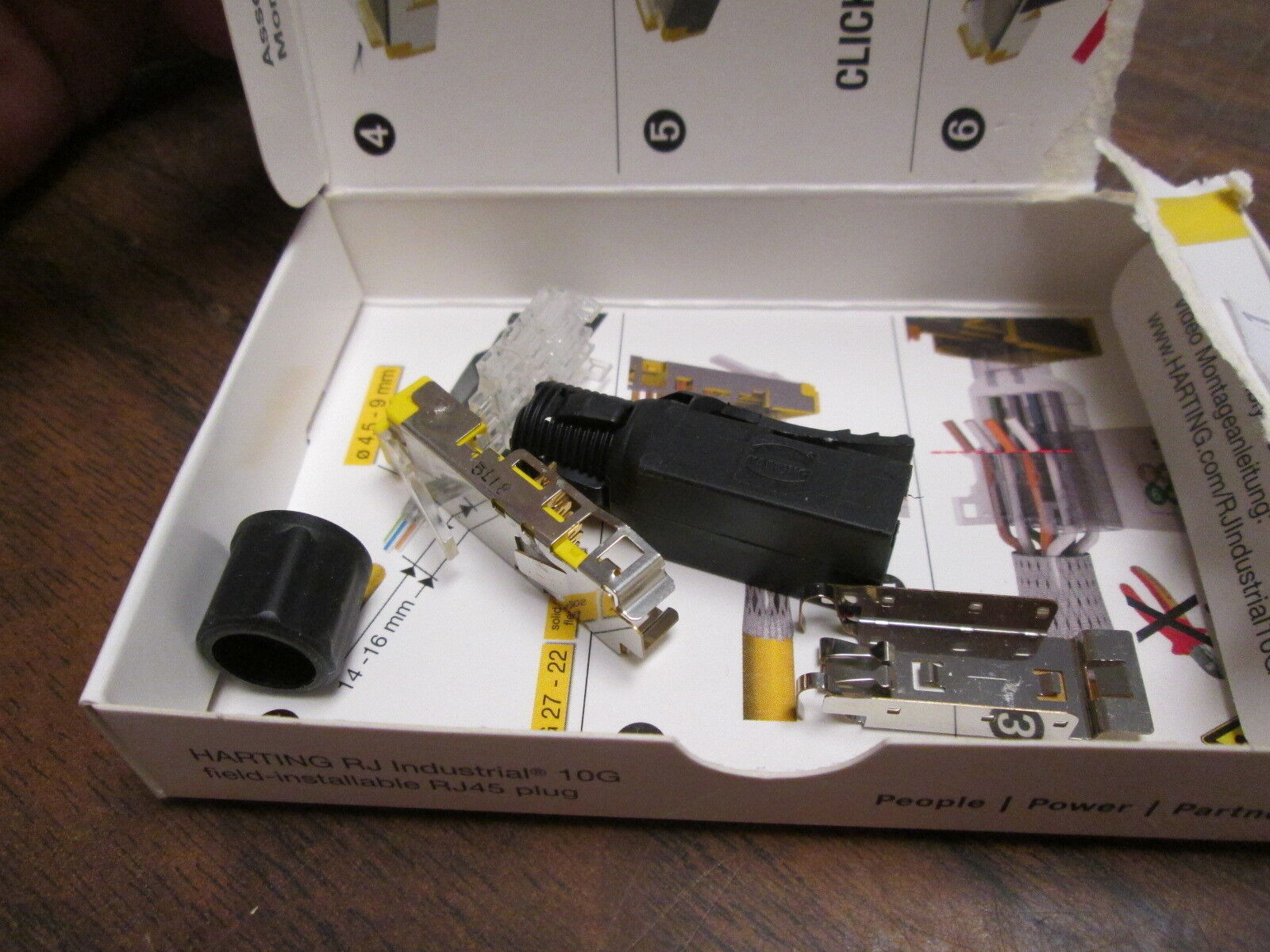 Harting Field-Installable RJ45 Plug 09451511560 New Surplus