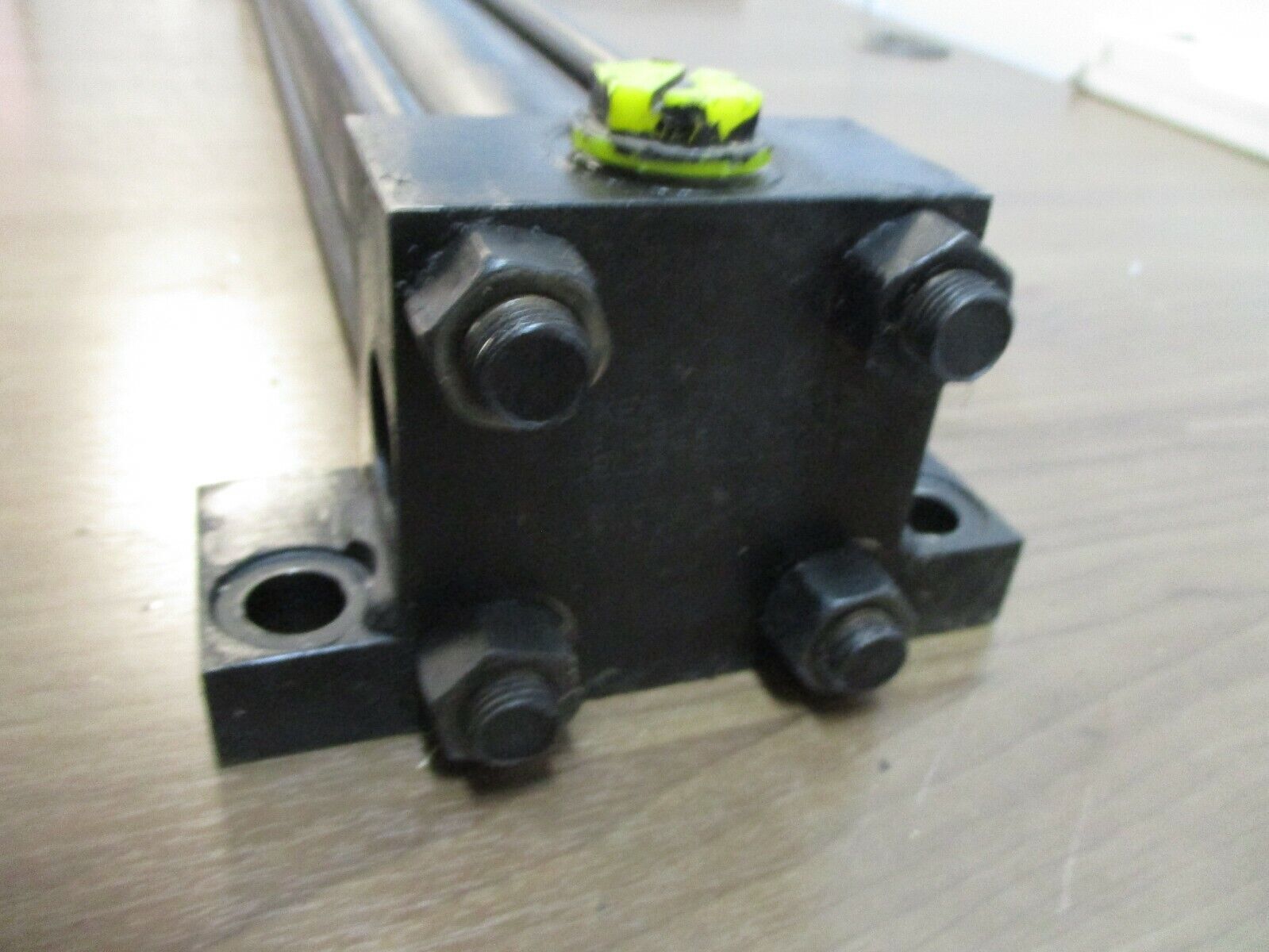 Parker Hydraulic Cylinder 2.00C2HLTS13AC25.000 3000PSI Used