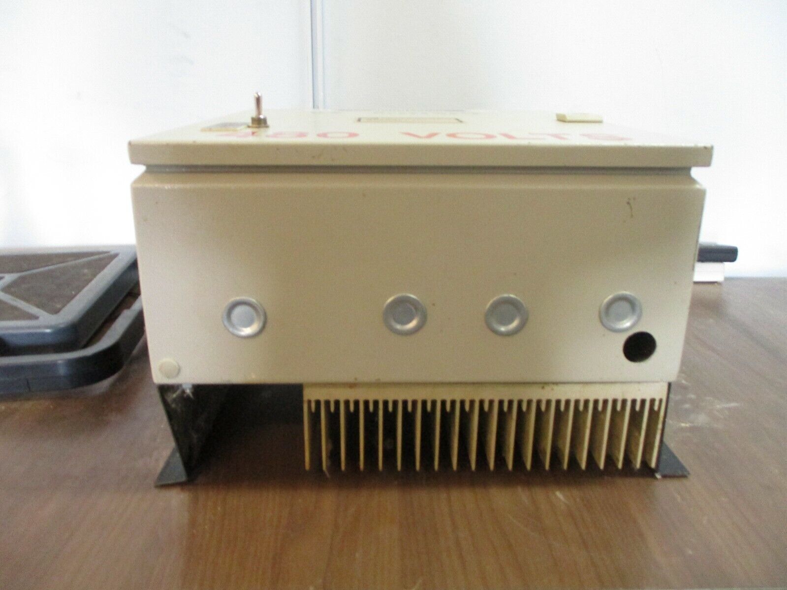Motortronics AC Drive KP1-410-E-GF 10HP 400V 17.5A Nema 4X Used