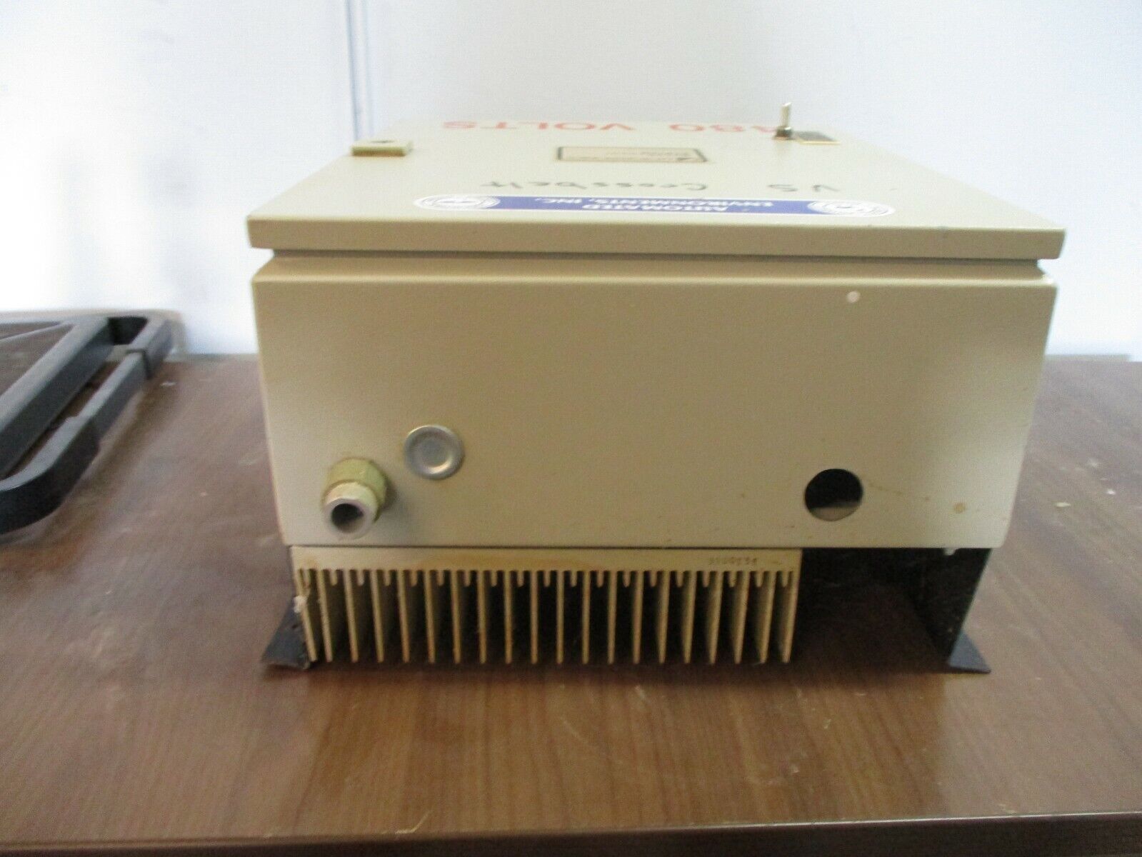 Motortronics AC Drive KP1-410-E-GF 10HP 400V 17.5A Nema 4X Used