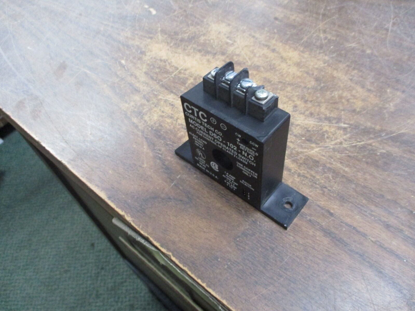 CTC Current Operated Switch DSO-102-N.O. 30VDC 150mA Range:1-6/40-200/6-40A Used
