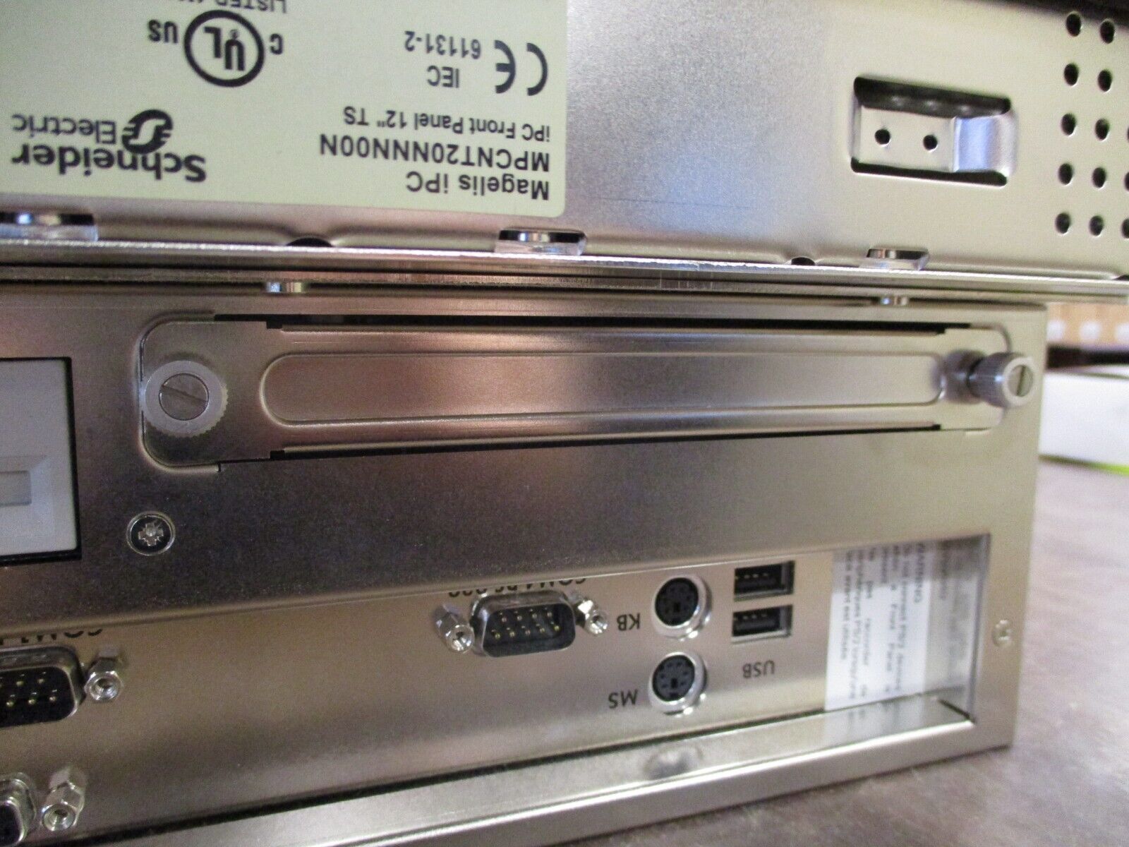 Schneider Electric Magelis iPC MPCNT20NNN00N 12" TS Used