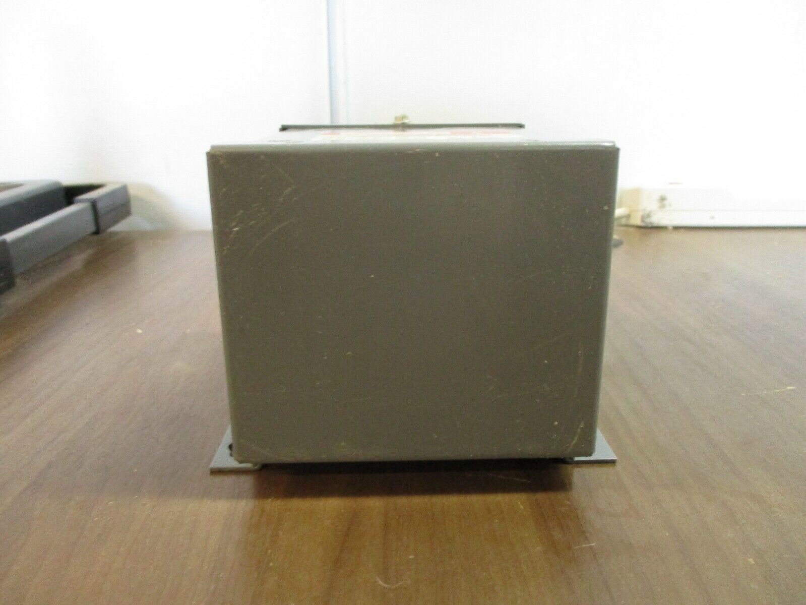 Square D 3R Transformer 250SV43F 0.250 kVA Pri: 120/240V Sec: 12/24V 1Ph 60Hz