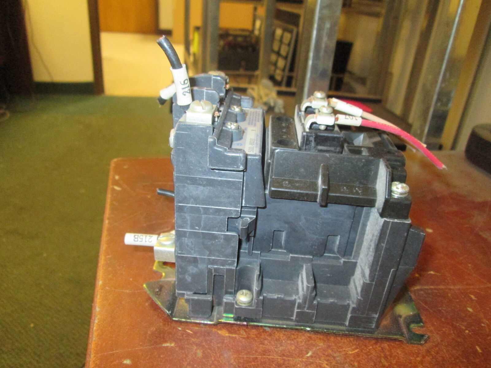 Allen-Bradley Contactor 500L-B0D92 120V Coil 30A Used