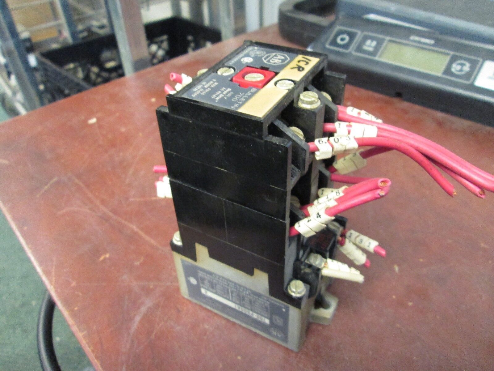 Allen-Bradley Control Relay 700-P600A1 115-120V Coil 8-Terminal Used
