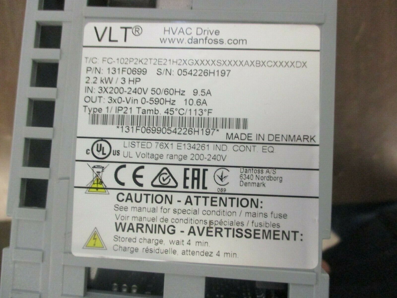 Danfoss VLT AC Drive 131F0699 3HP 3Ph *No Keypad/Missing Cover* Used