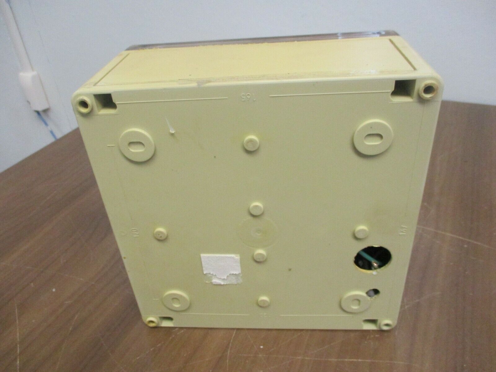 Durco KW941 Pump Power Monitor AY55611D 100V 60Hz Used