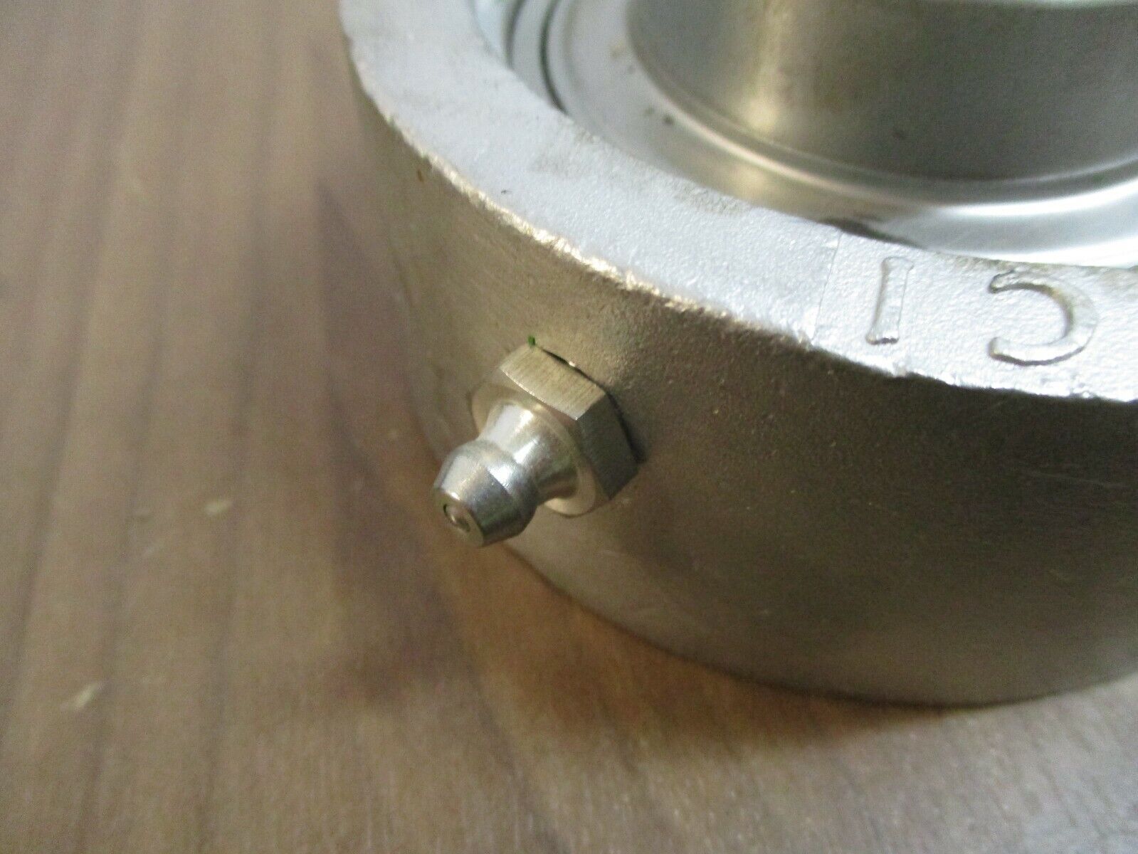 IPTCI Take-Up Bearing SFB207 Used