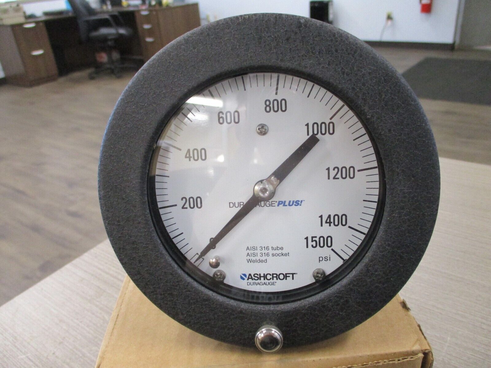 Ashcraft Duragauge Pressure Gauge 45-1377-SS-02B New Surplus