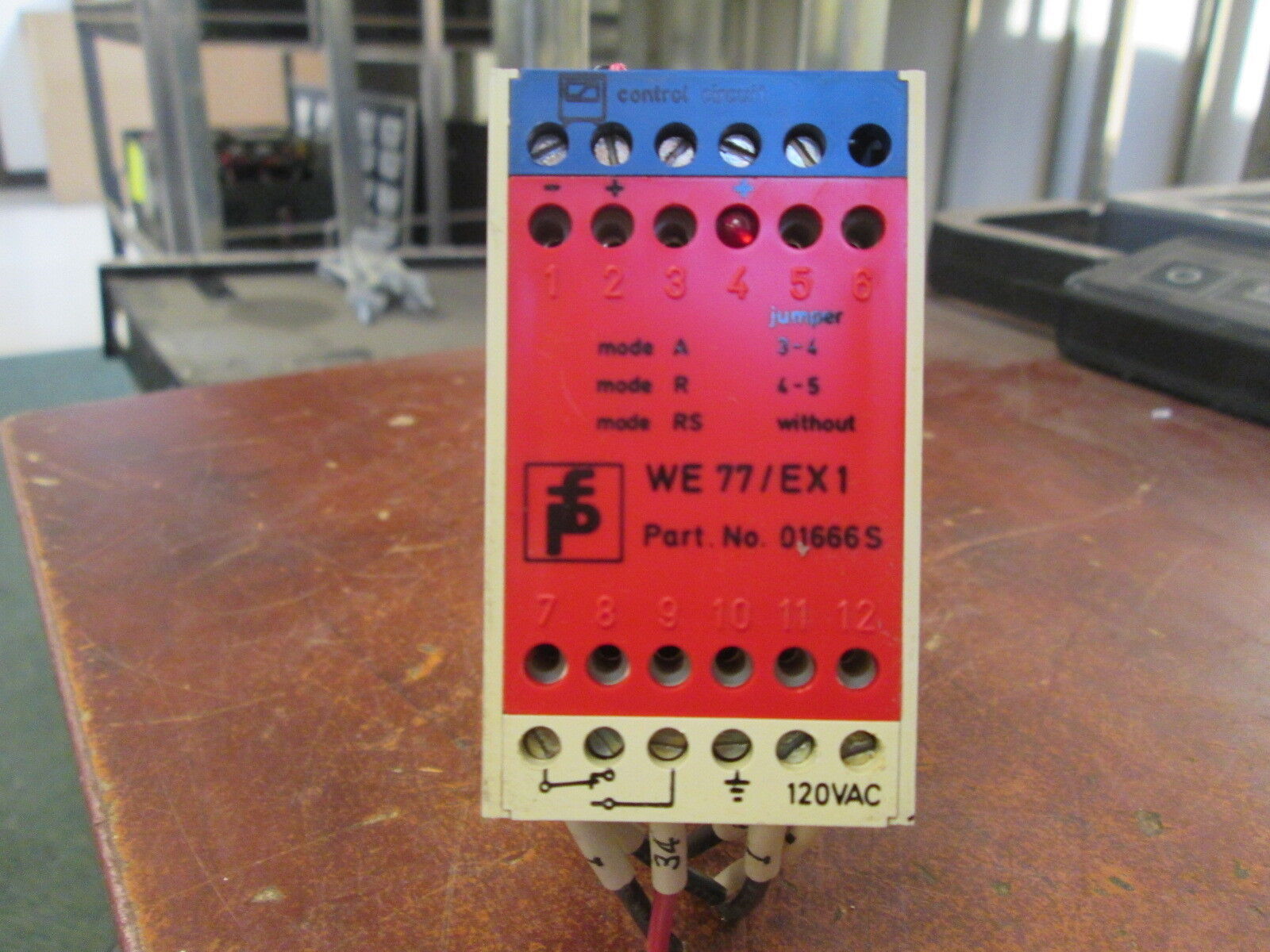 PepperL + Fuchs Isolation Amplifier Switch WE77/EX1 Used