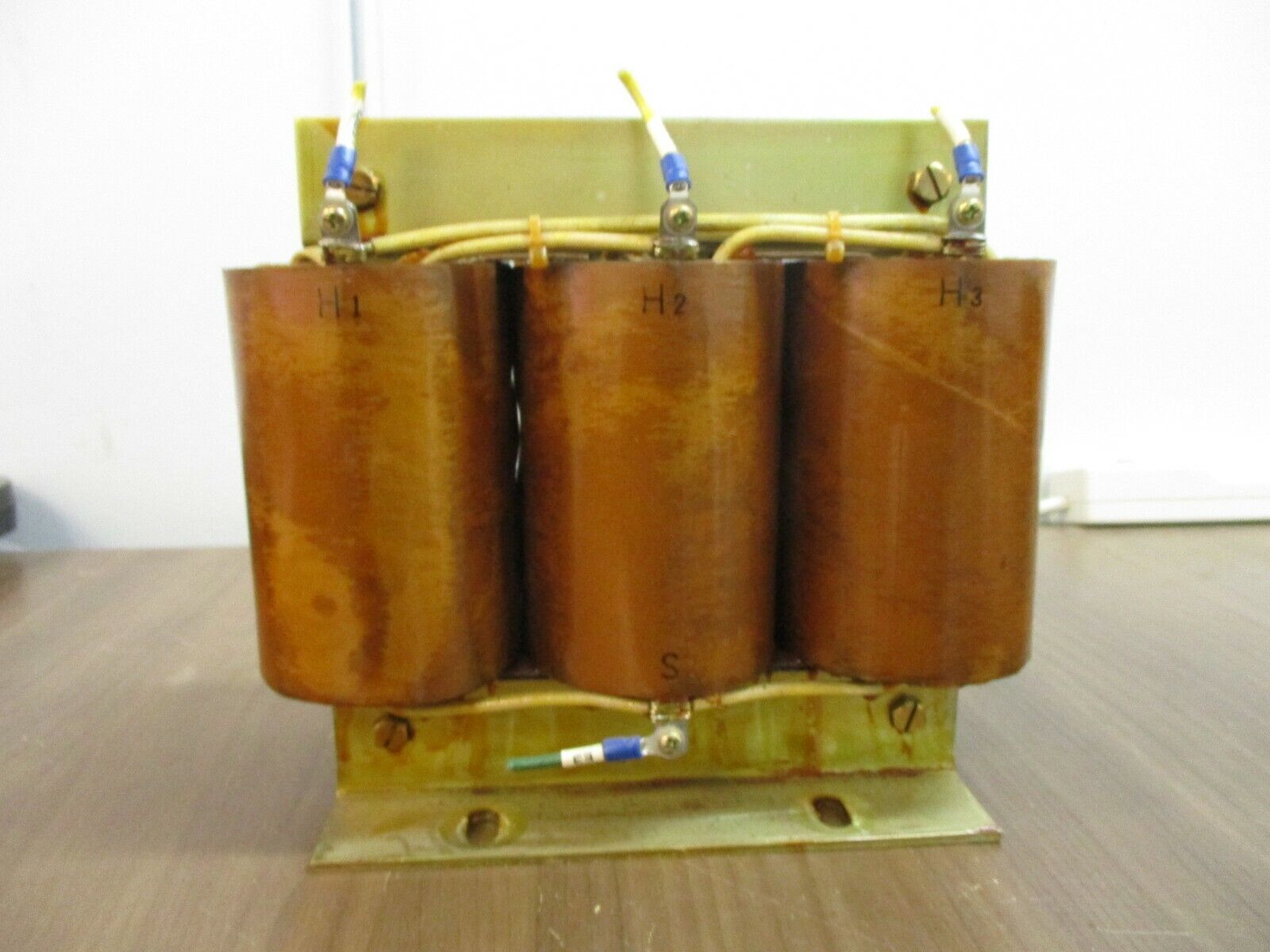 Mitsubishi Transformer A430 1.5kVA Pri: 480V Sec: 200V 3Ph 60Hz Used