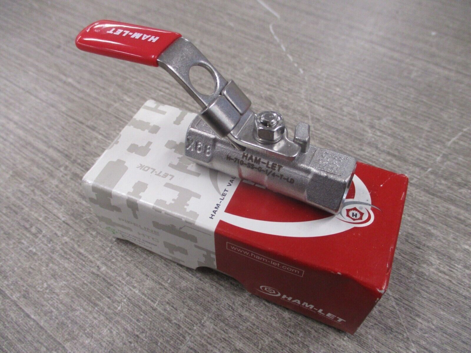 Ham-Let Ball Valve H-710-SS-G-1/4-T-LD New Surplus
