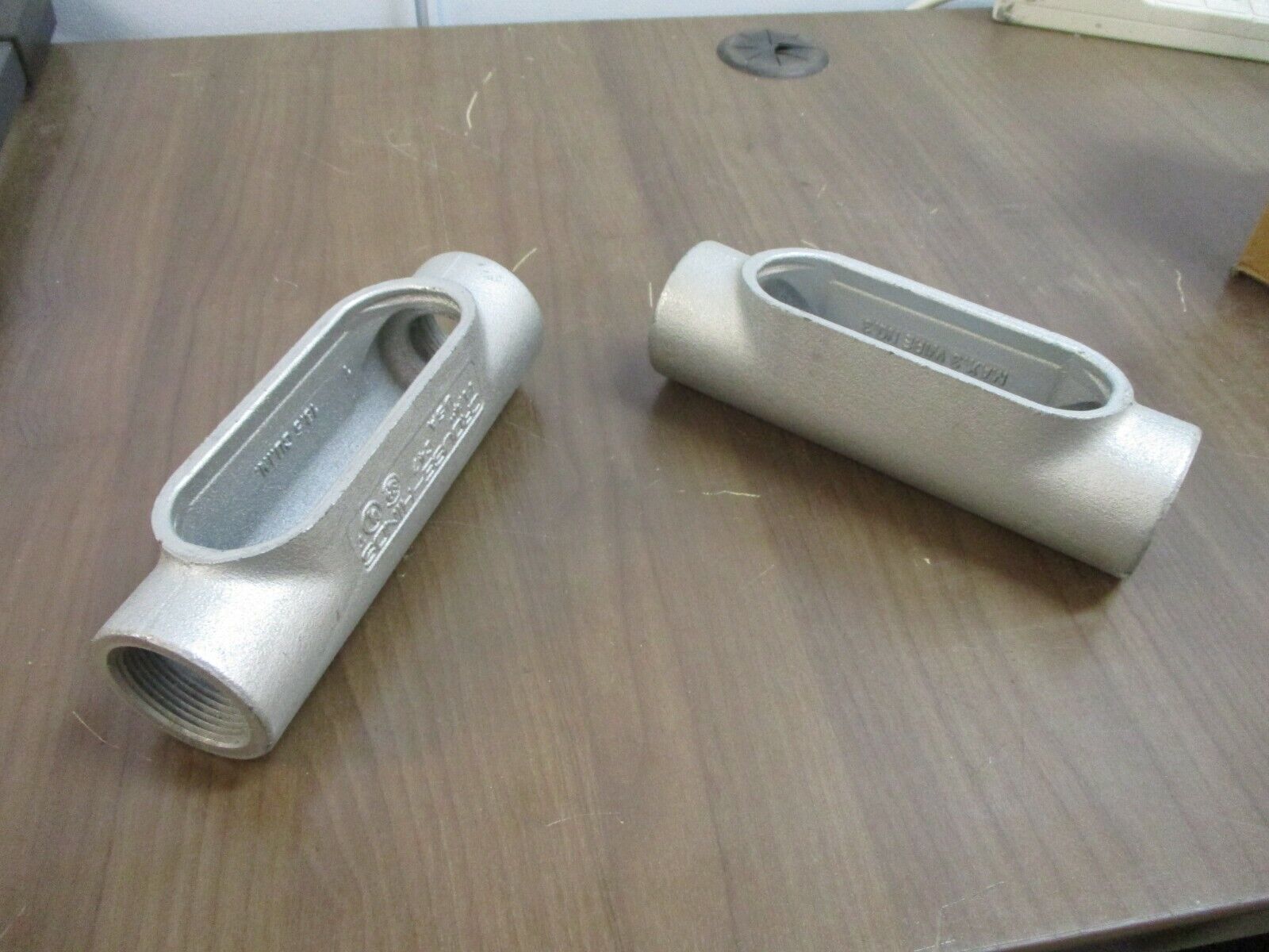 Cooper Crouse-Hinds Condulet Conduit Body C47 Form 7 Size: 1-1/4" *Box of 2*