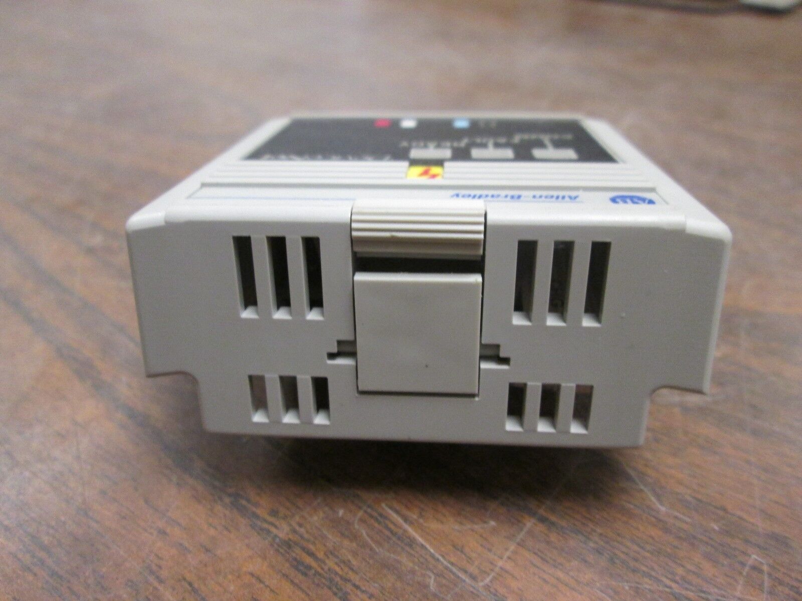 Allen-Bradley DeviceNet Module 160-DN2 Ser A FRN 3.002 Used