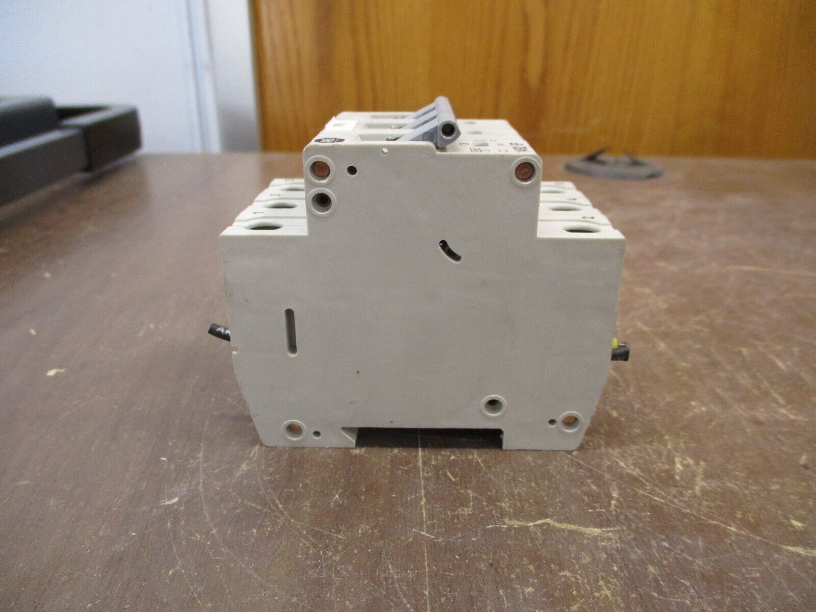 Allen-Bradley Circuit Breaker 1492-SP3C020 Ser. C 2A 480Y/277V 3P Used
