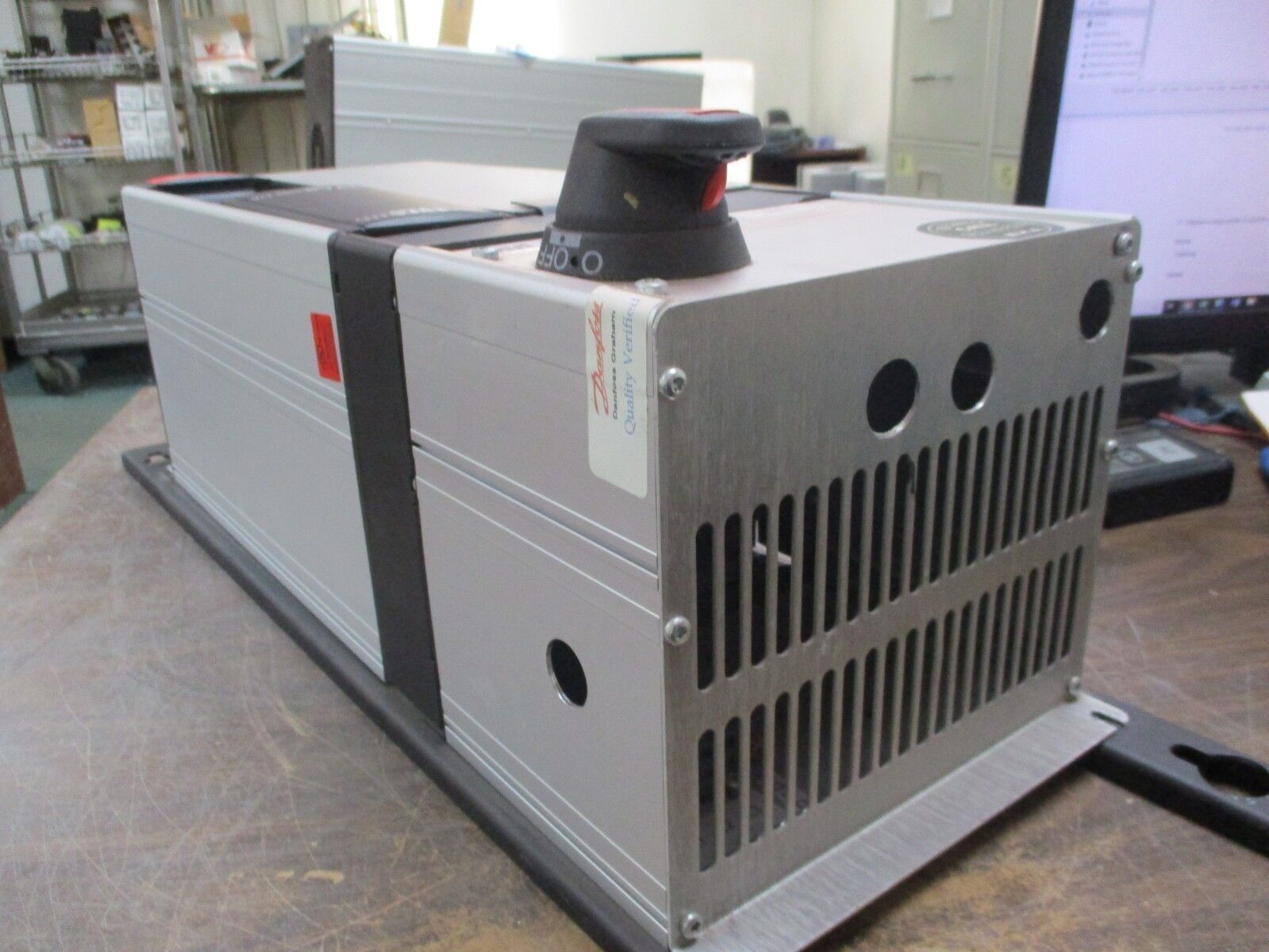 Danfoss VLT6000AC Drive w/ Disconnect 175Z7284 5HP 3Ph Used