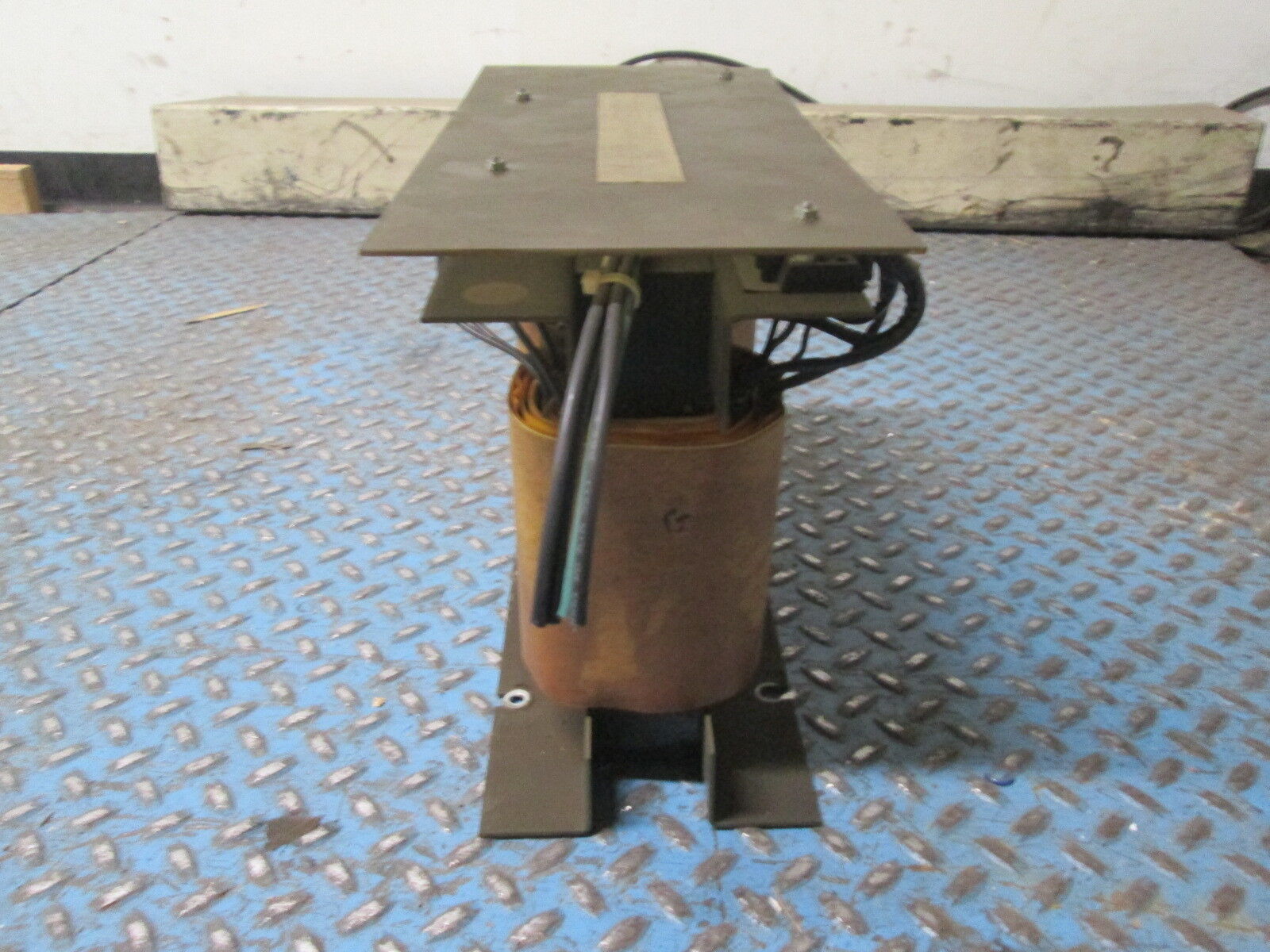 Allen-Bradley 1388 Transformer 1388-T075DR 7.5KVA Pri: 240/480V Used