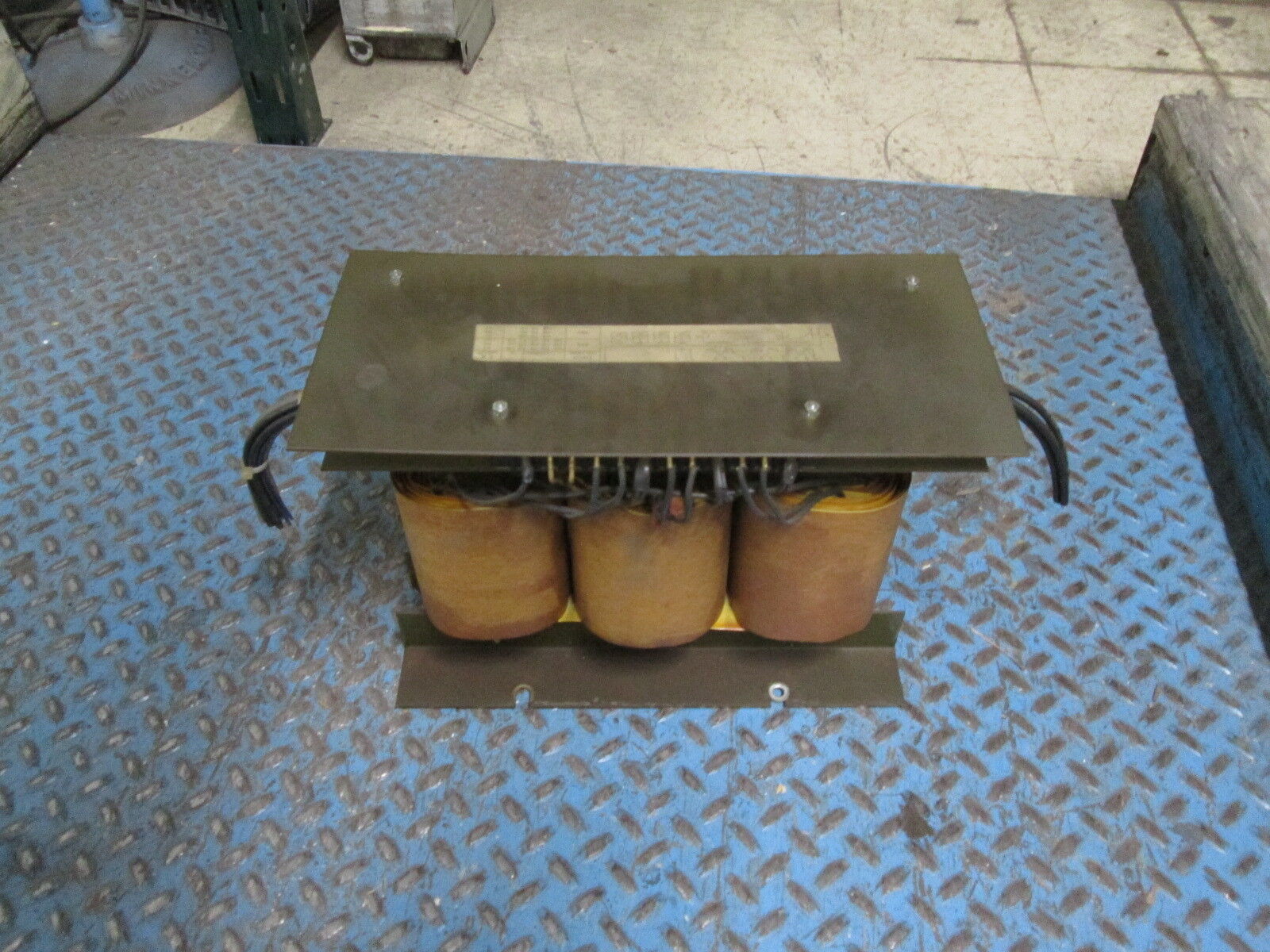Allen-Bradley 1388 Transformer 1388-T075DR 7.5KVA Pri: 240/480V Used