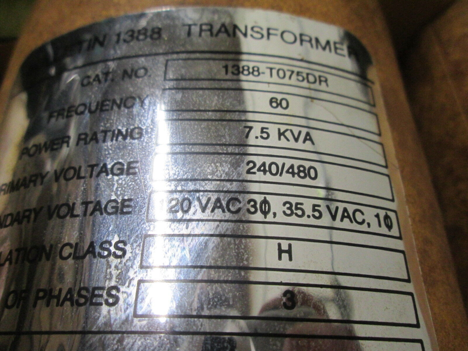 Allen-Bradley 1388 Transformer 1388-T075DR 7.5KVA Pri: 240/480V Used